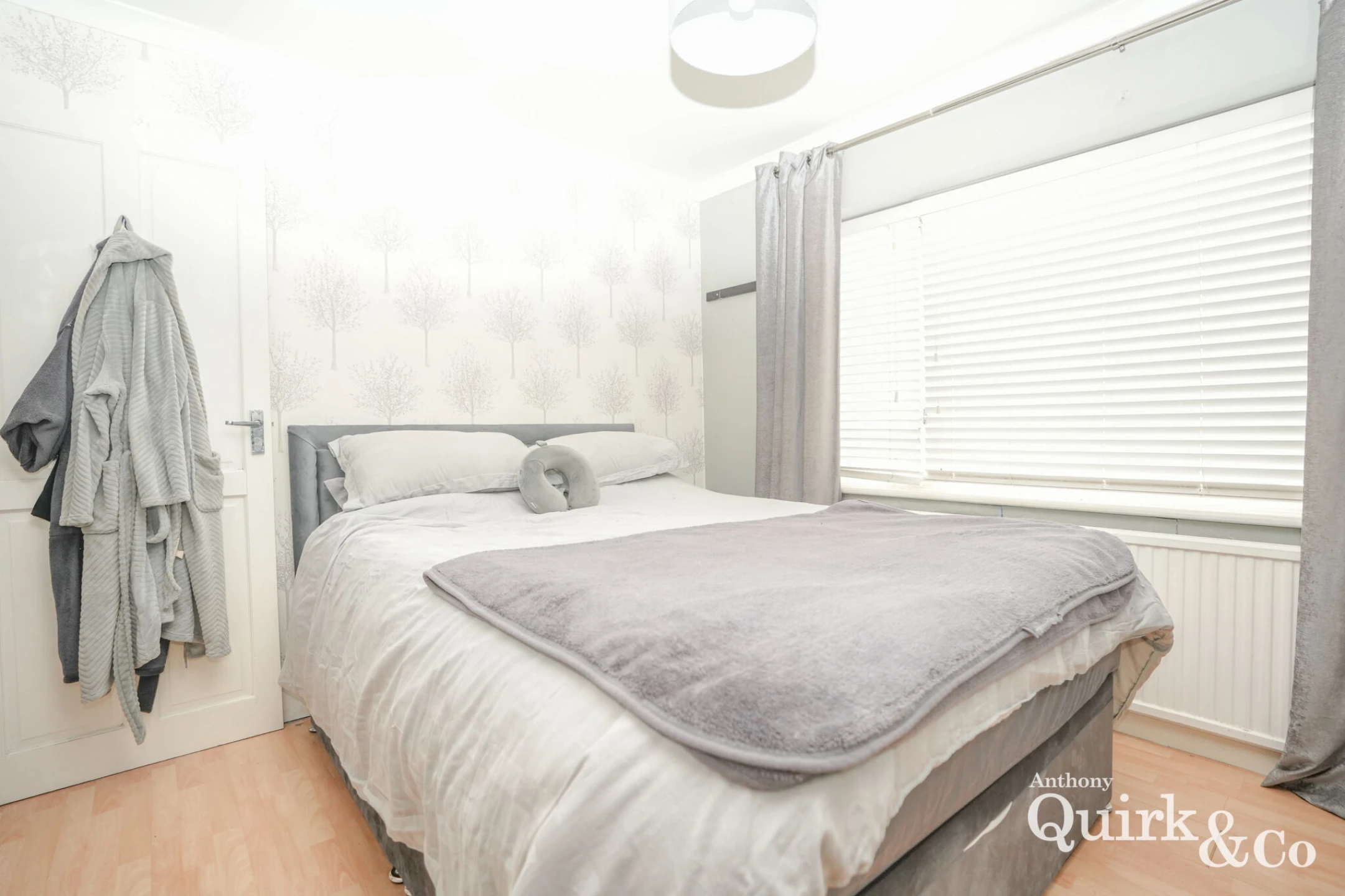 Property enquiry form background image
