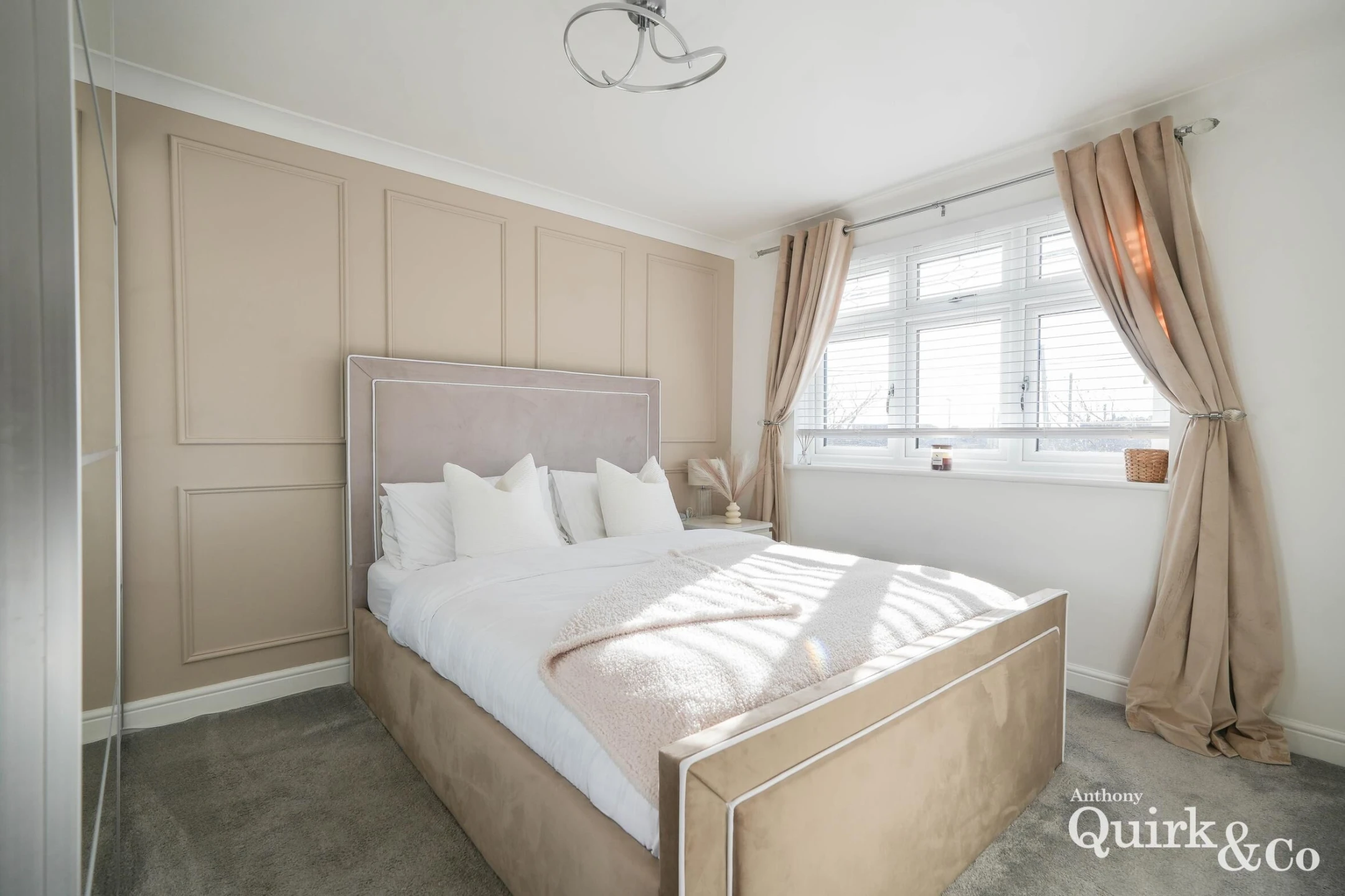 Property enquiry form background image