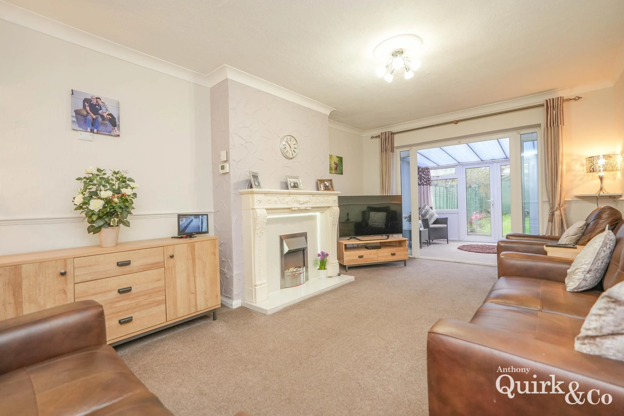 Property enquiry form background image