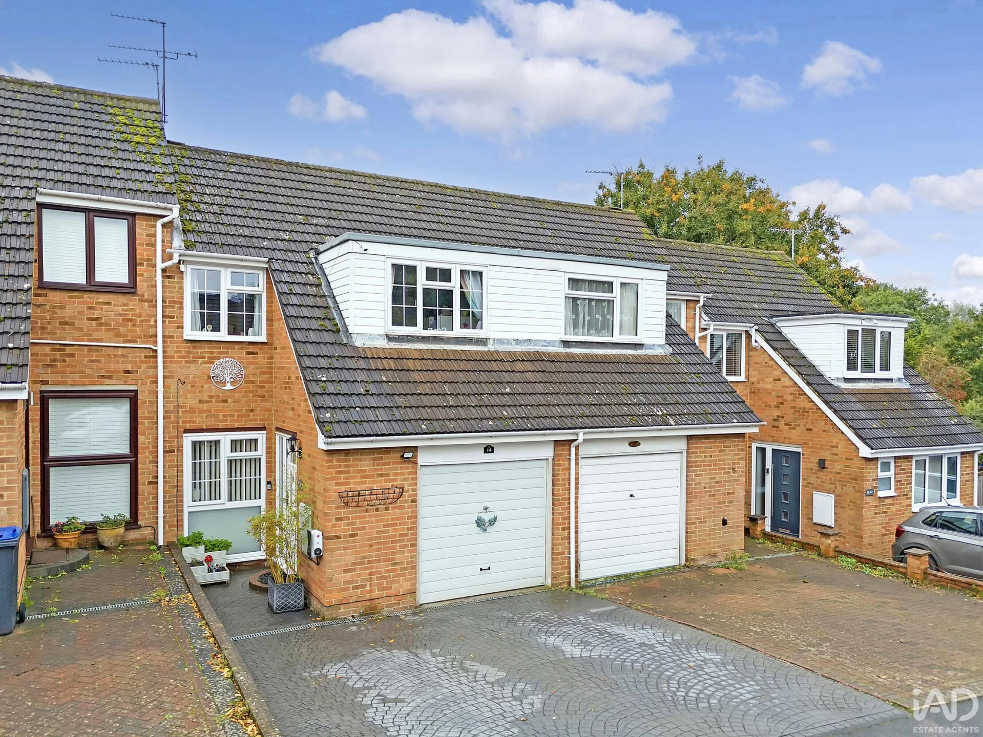 Property enquiry form background image