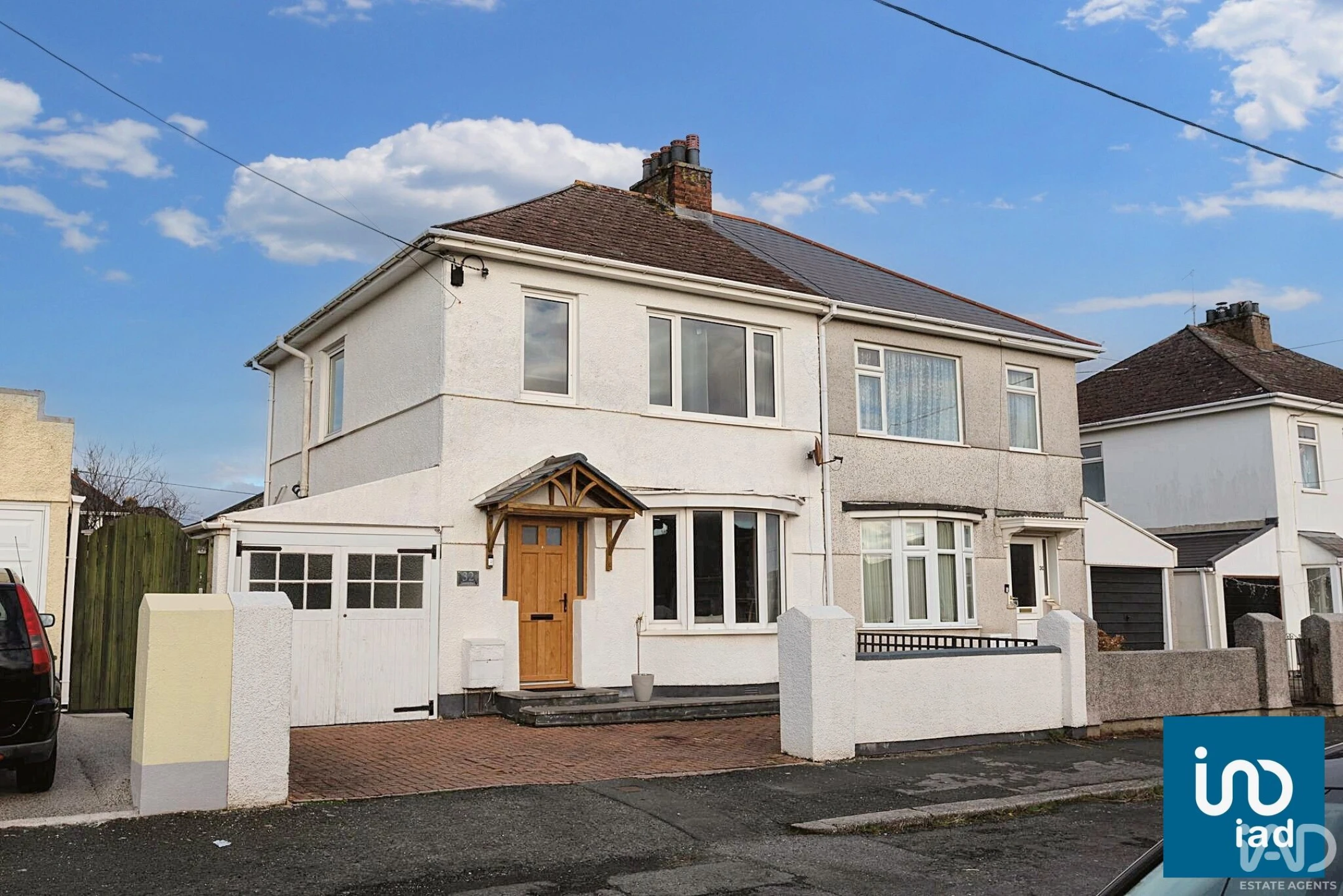Property enquiry form background image