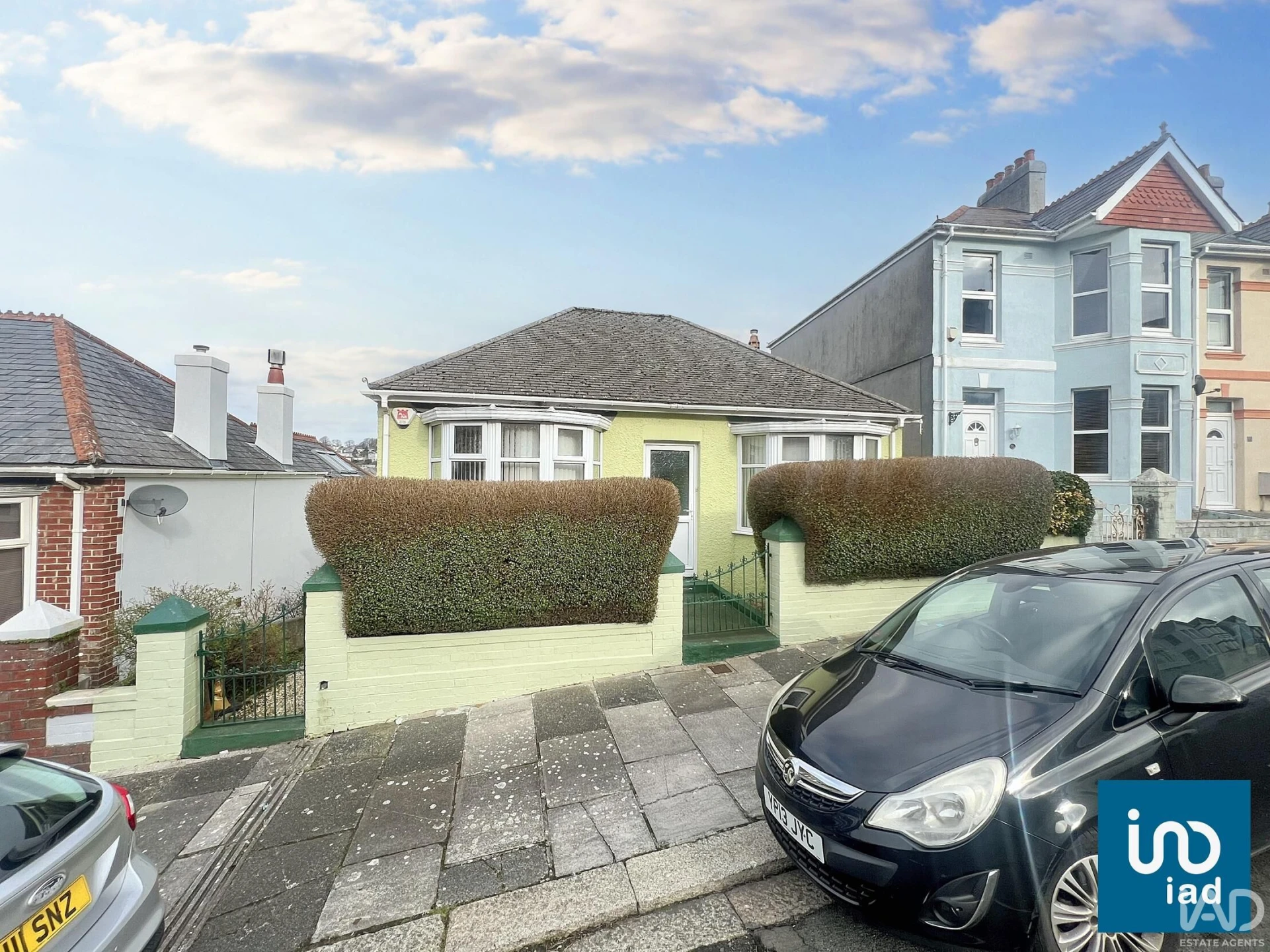 Property enquiry form background image