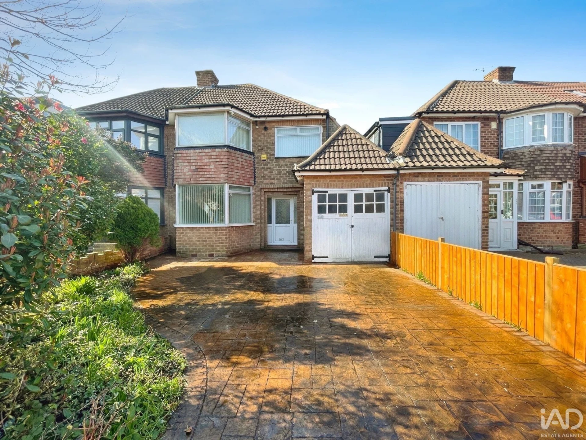 Property enquiry form background image