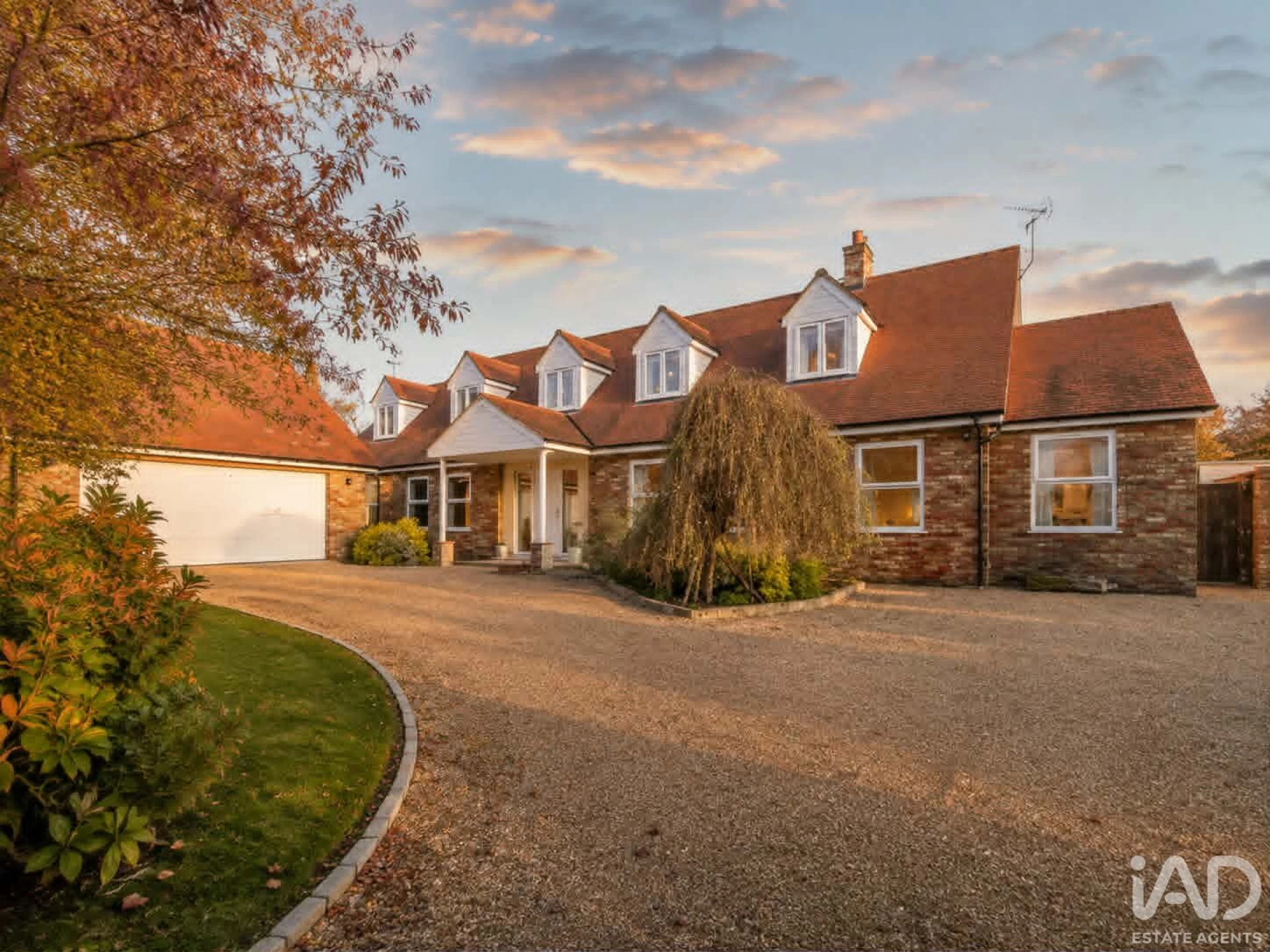 Property enquiry form background image