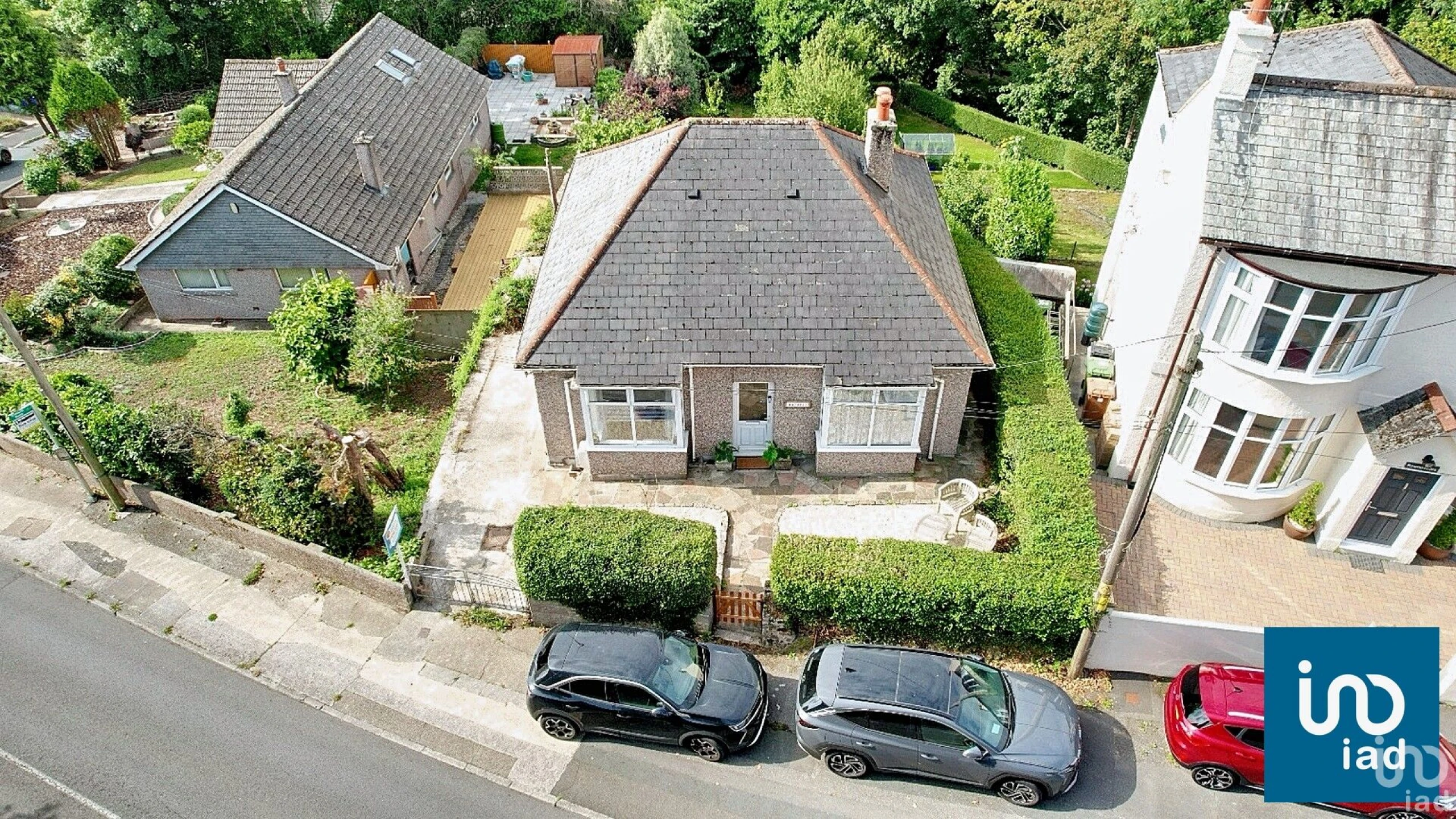 Property enquiry form background image