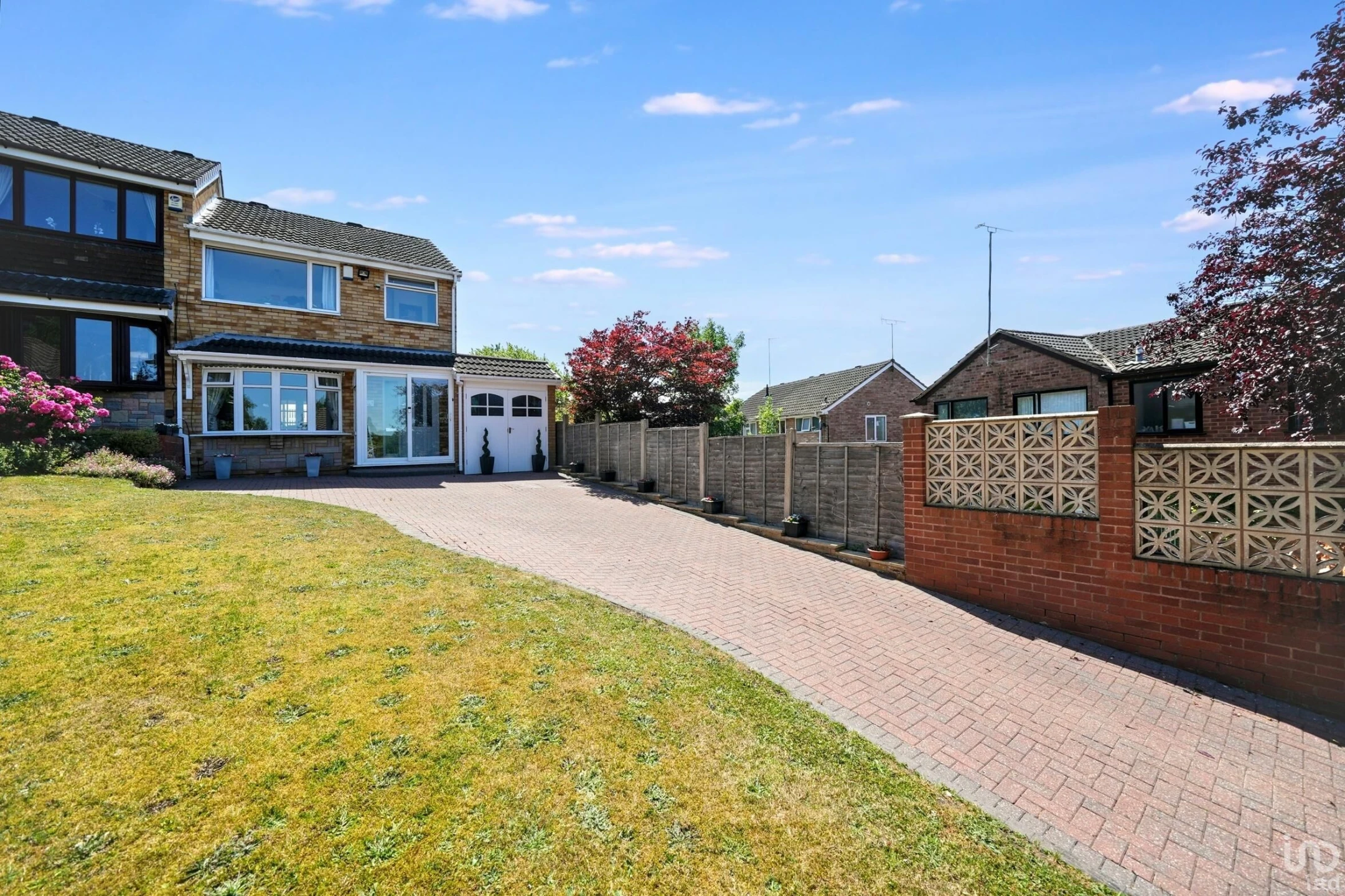 Property enquiry form background image
