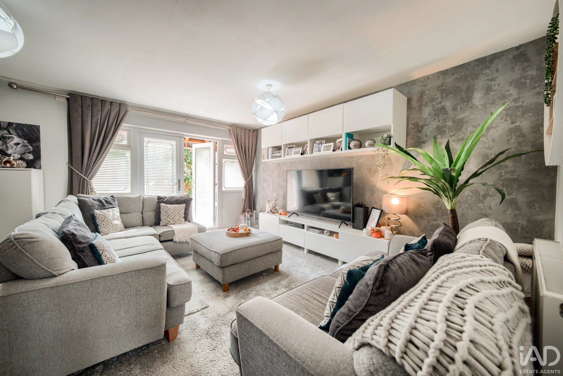 Property enquiry form background image