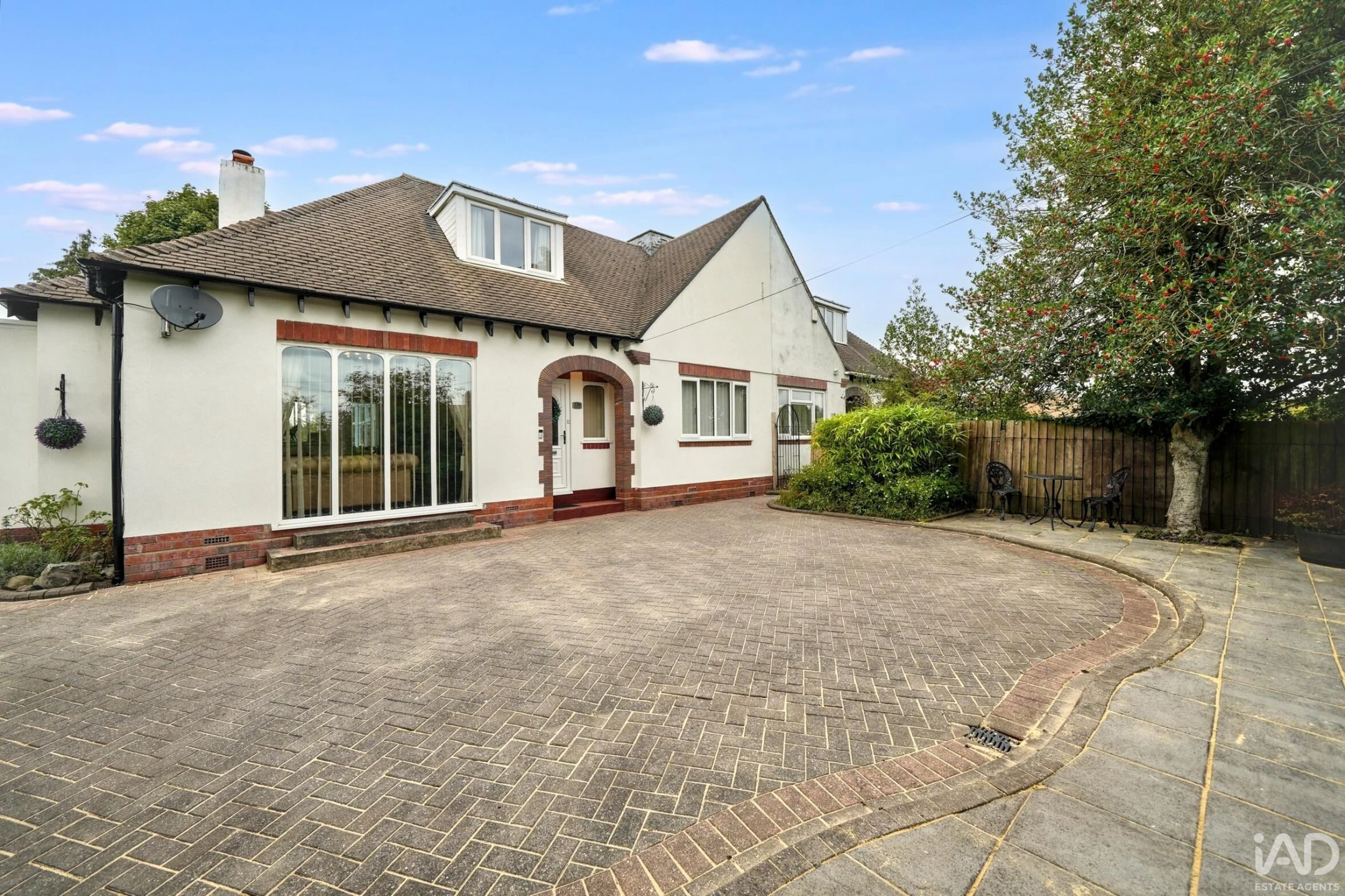 Property enquiry form background image