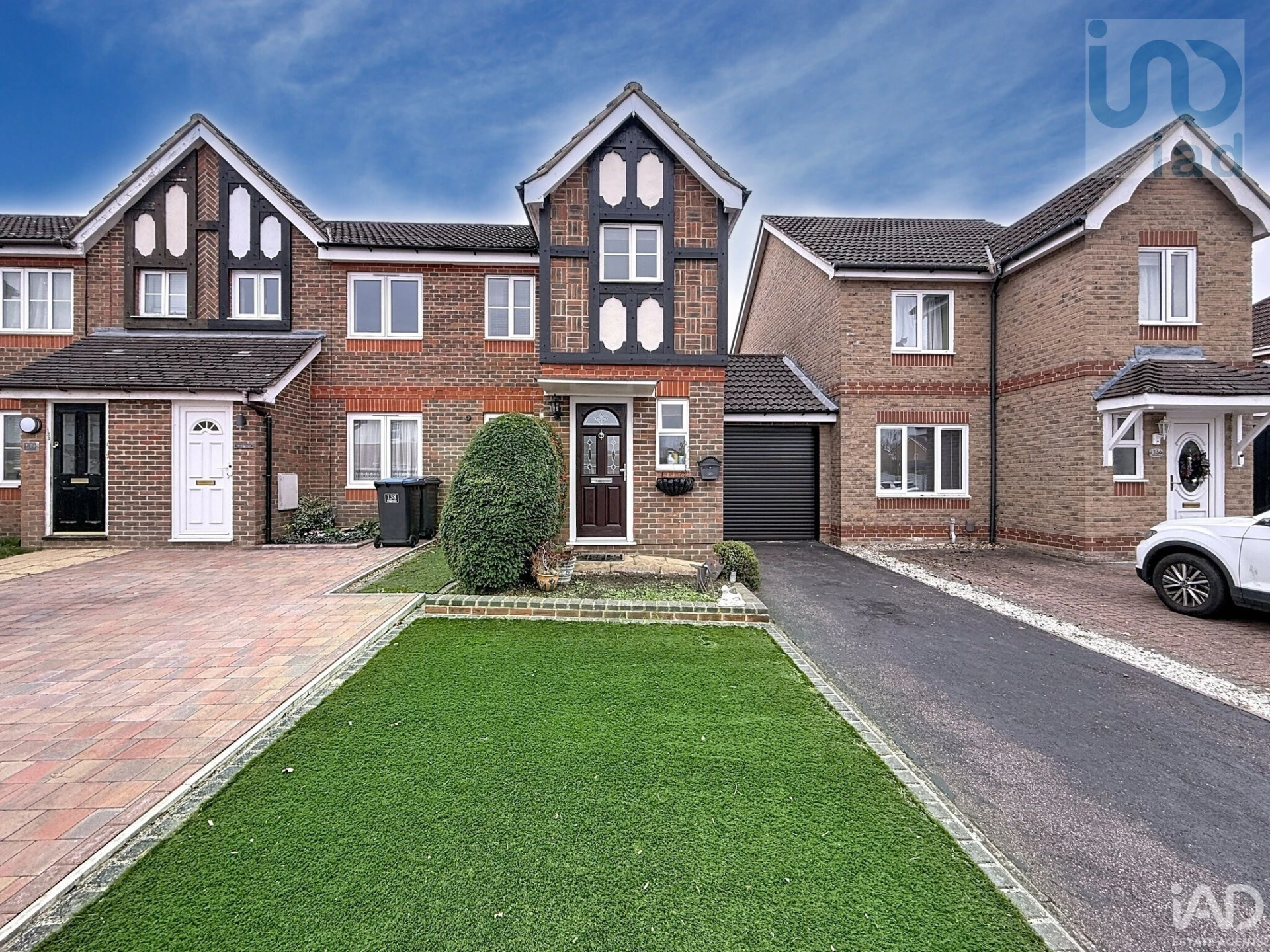 Property enquiry form background image