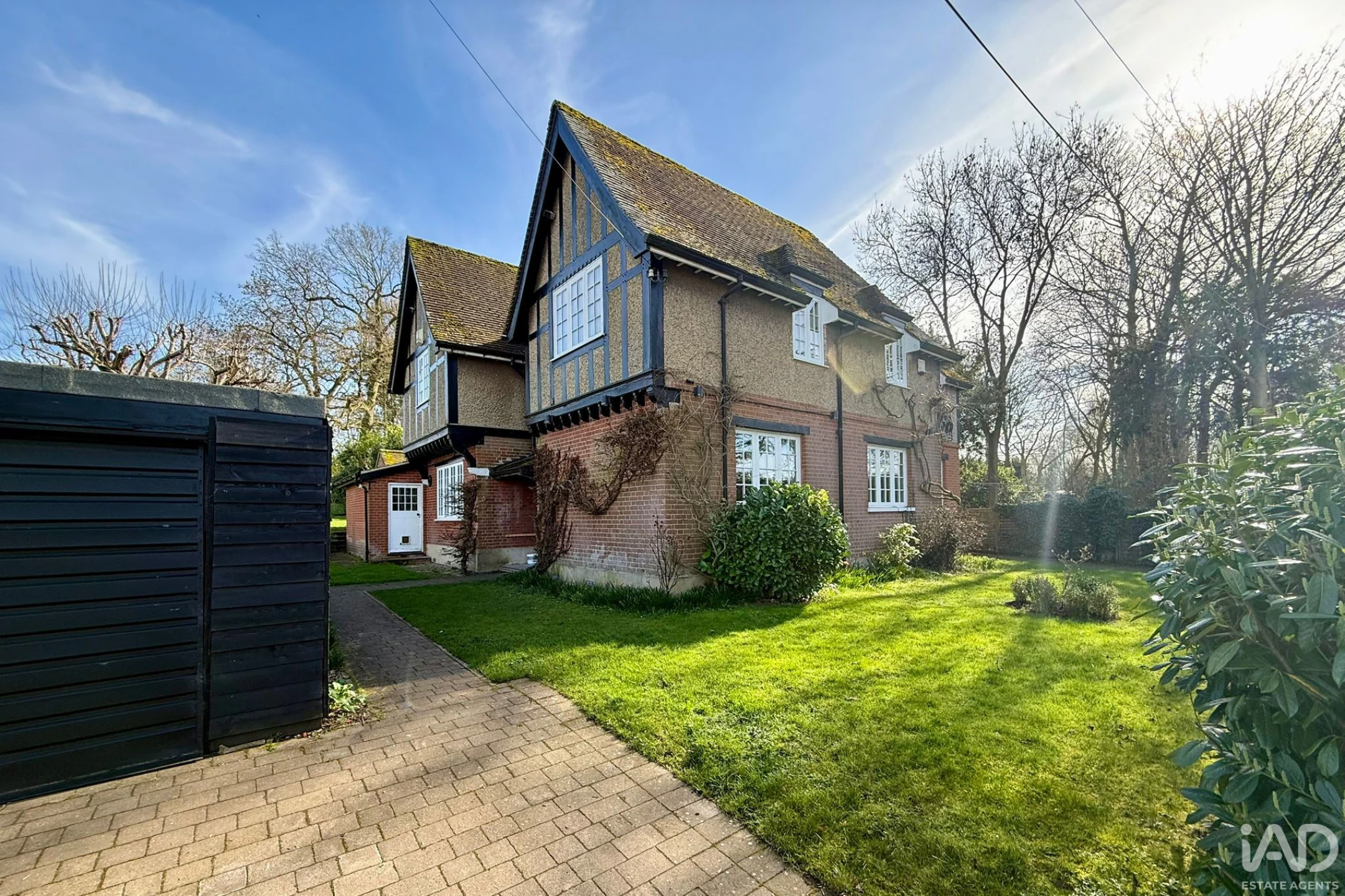 Property enquiry form background image