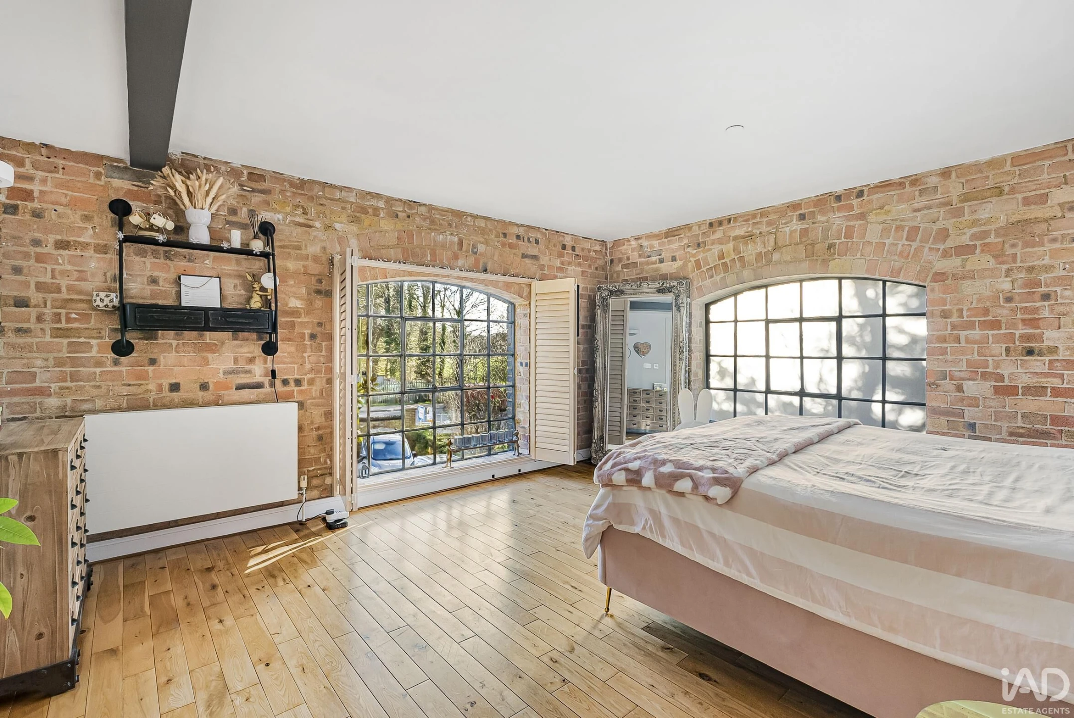 Property enquiry form background image