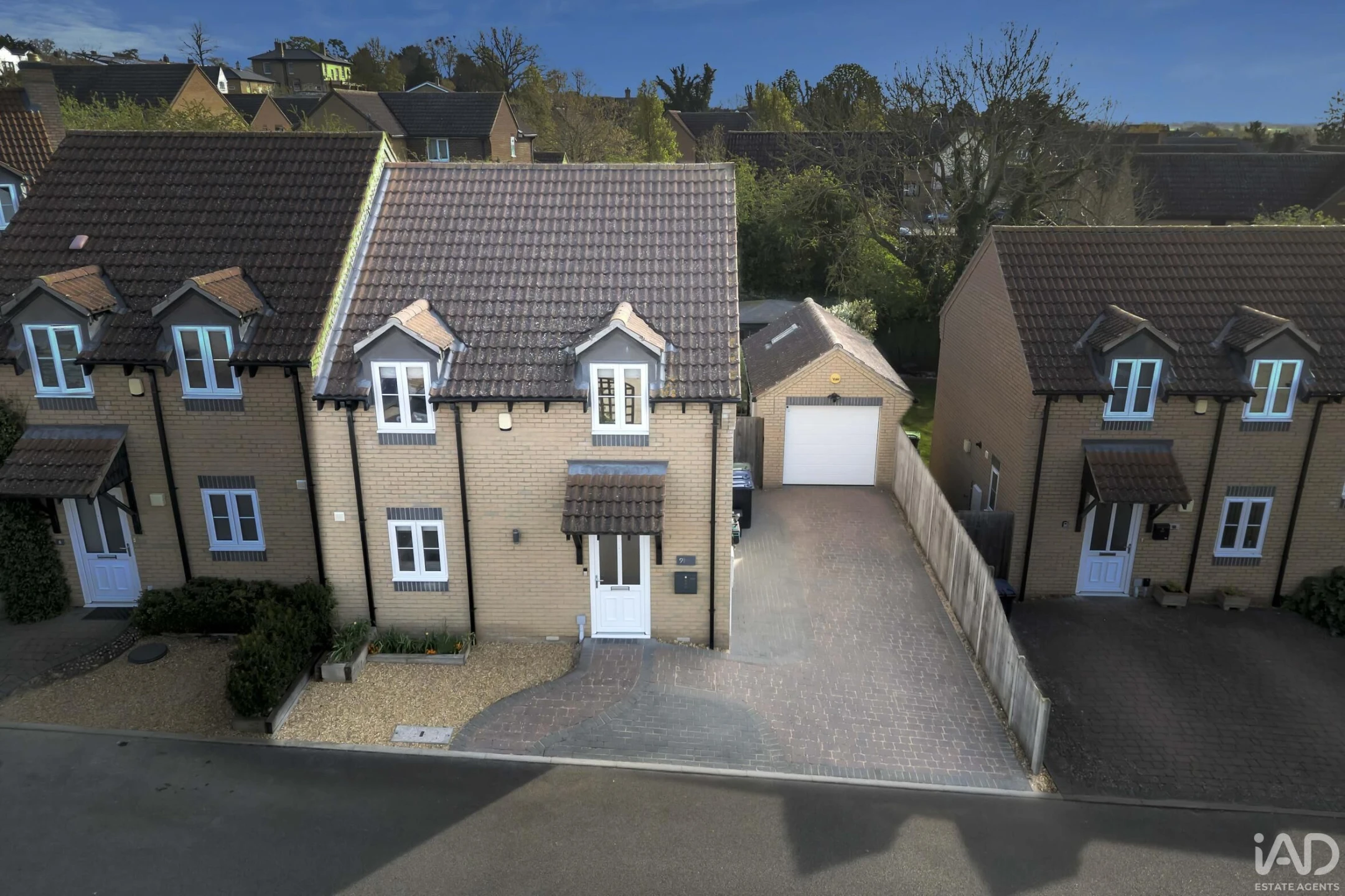 Property enquiry form background image