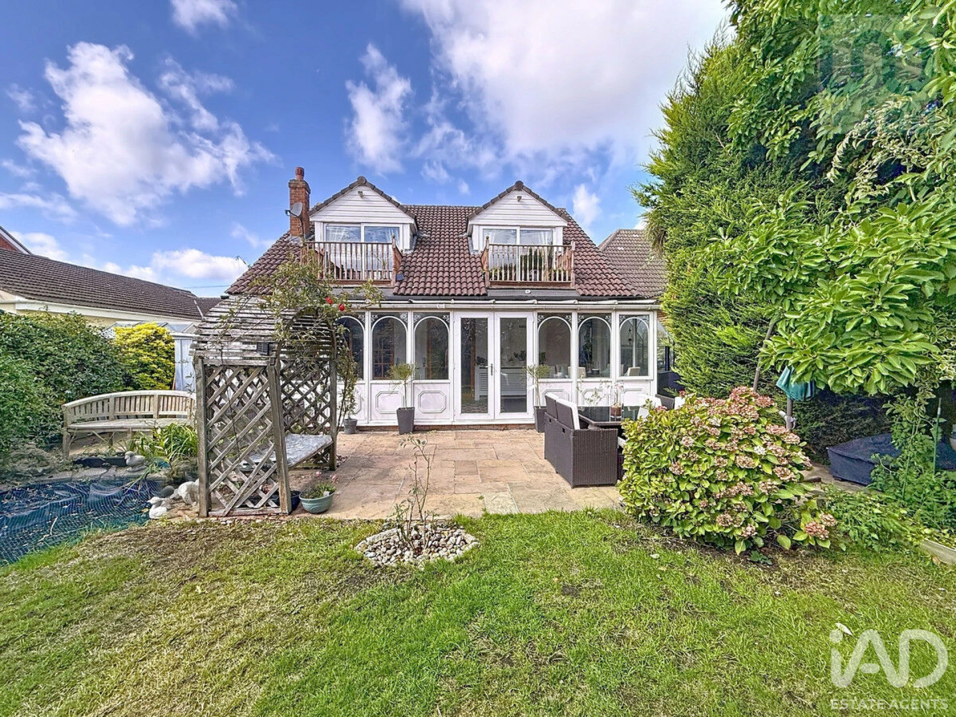 Property enquiry form background image