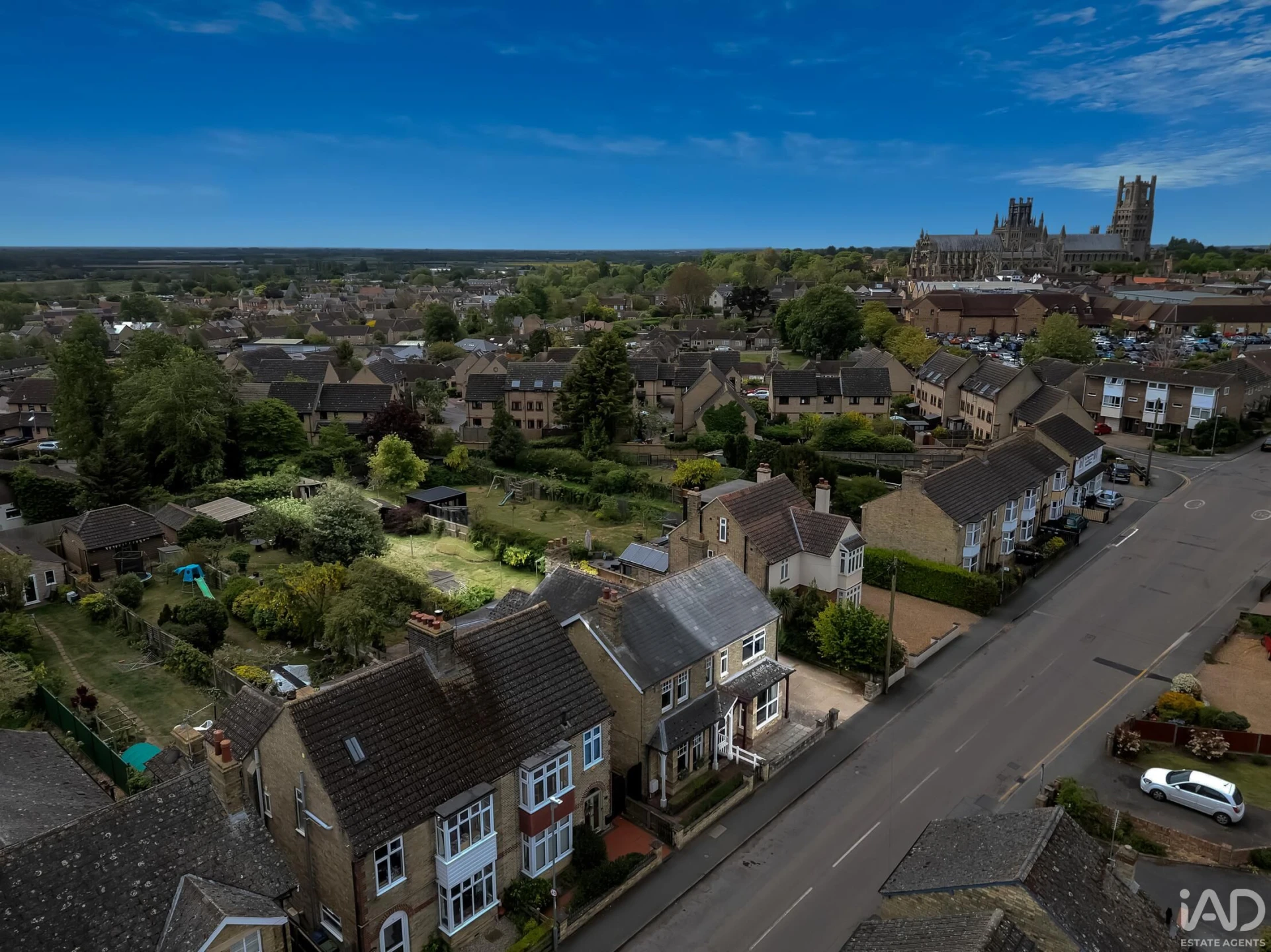 Property enquiry form background image