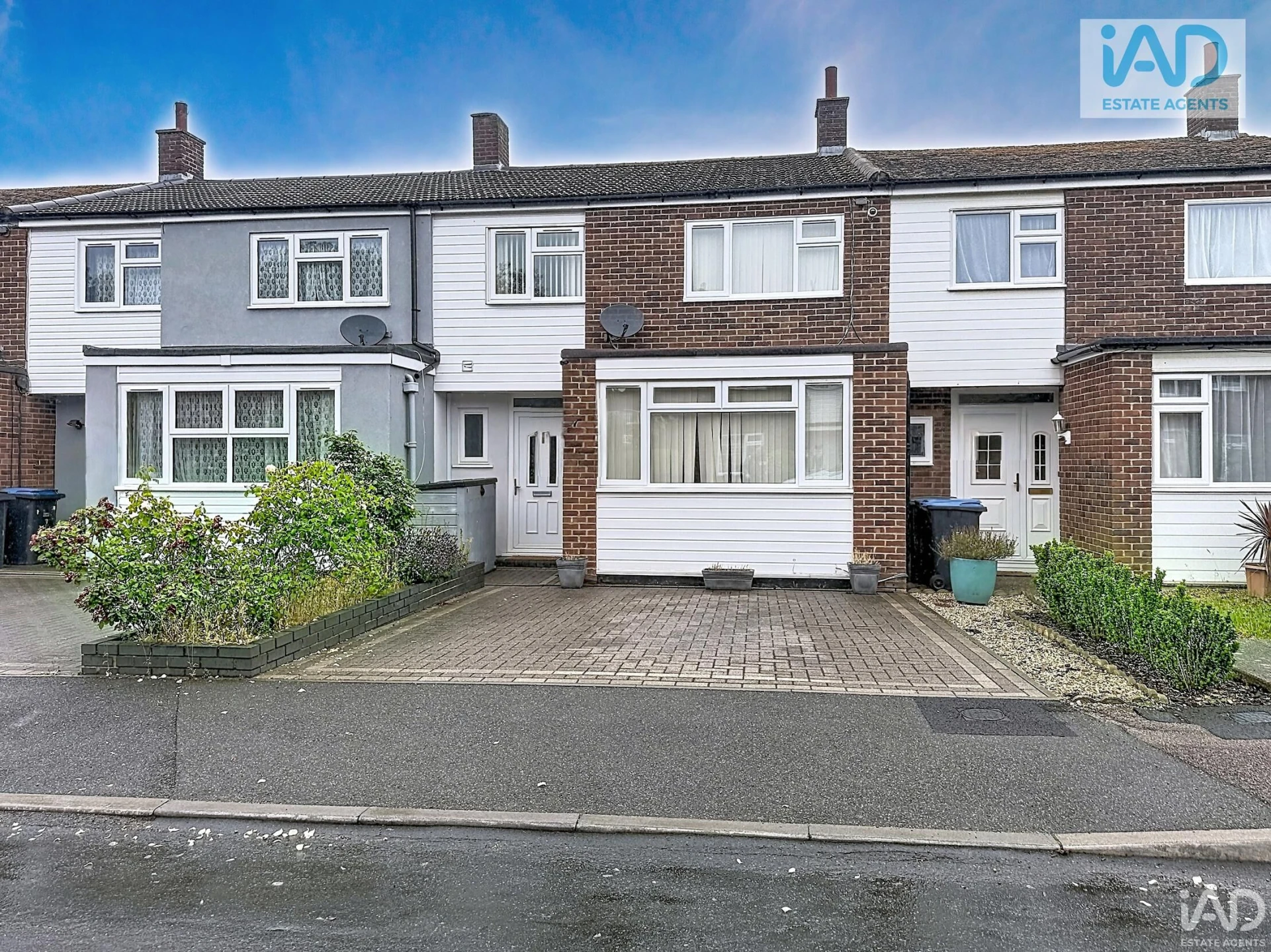 Property enquiry form background image