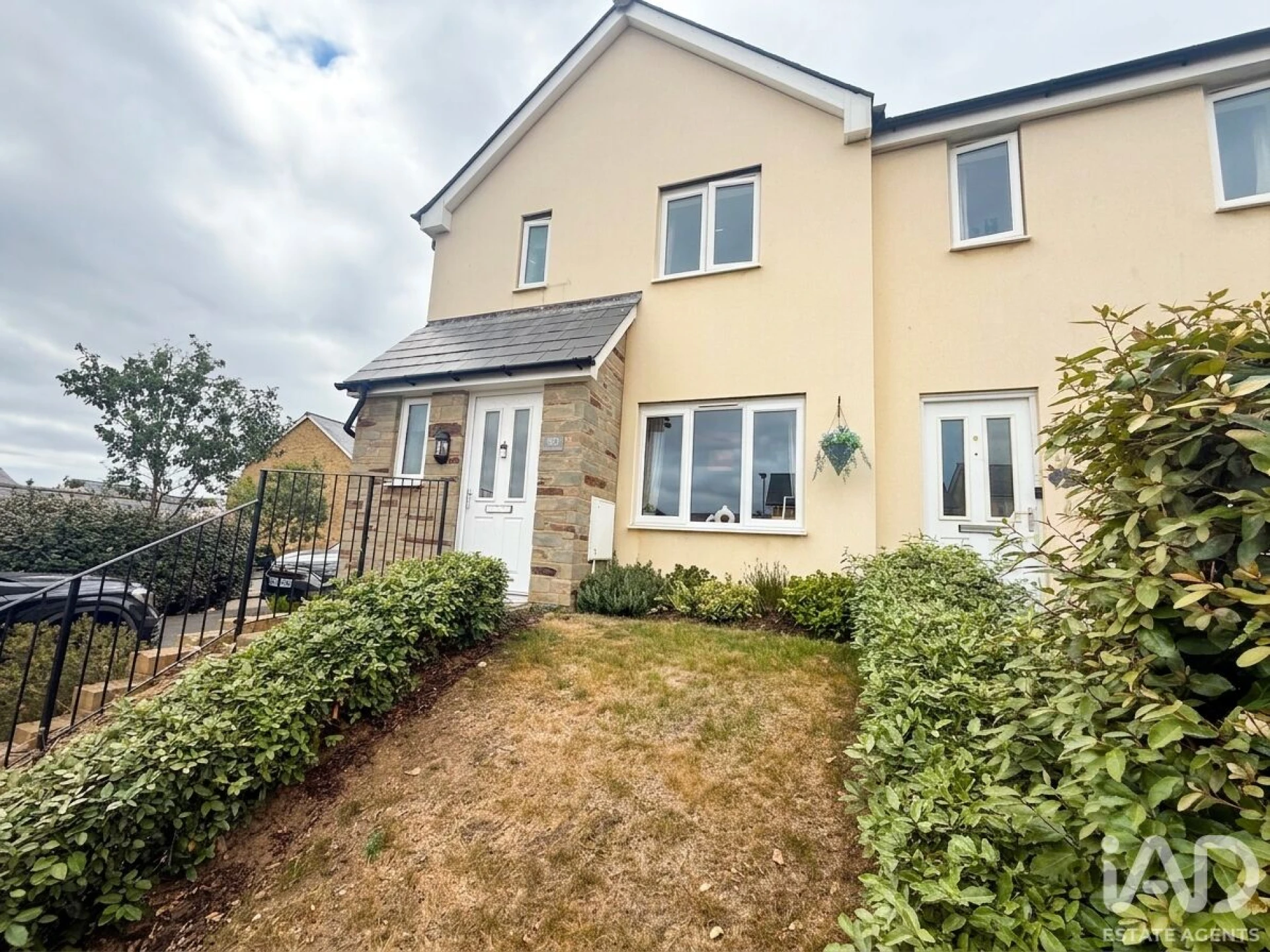 Property enquiry form background image