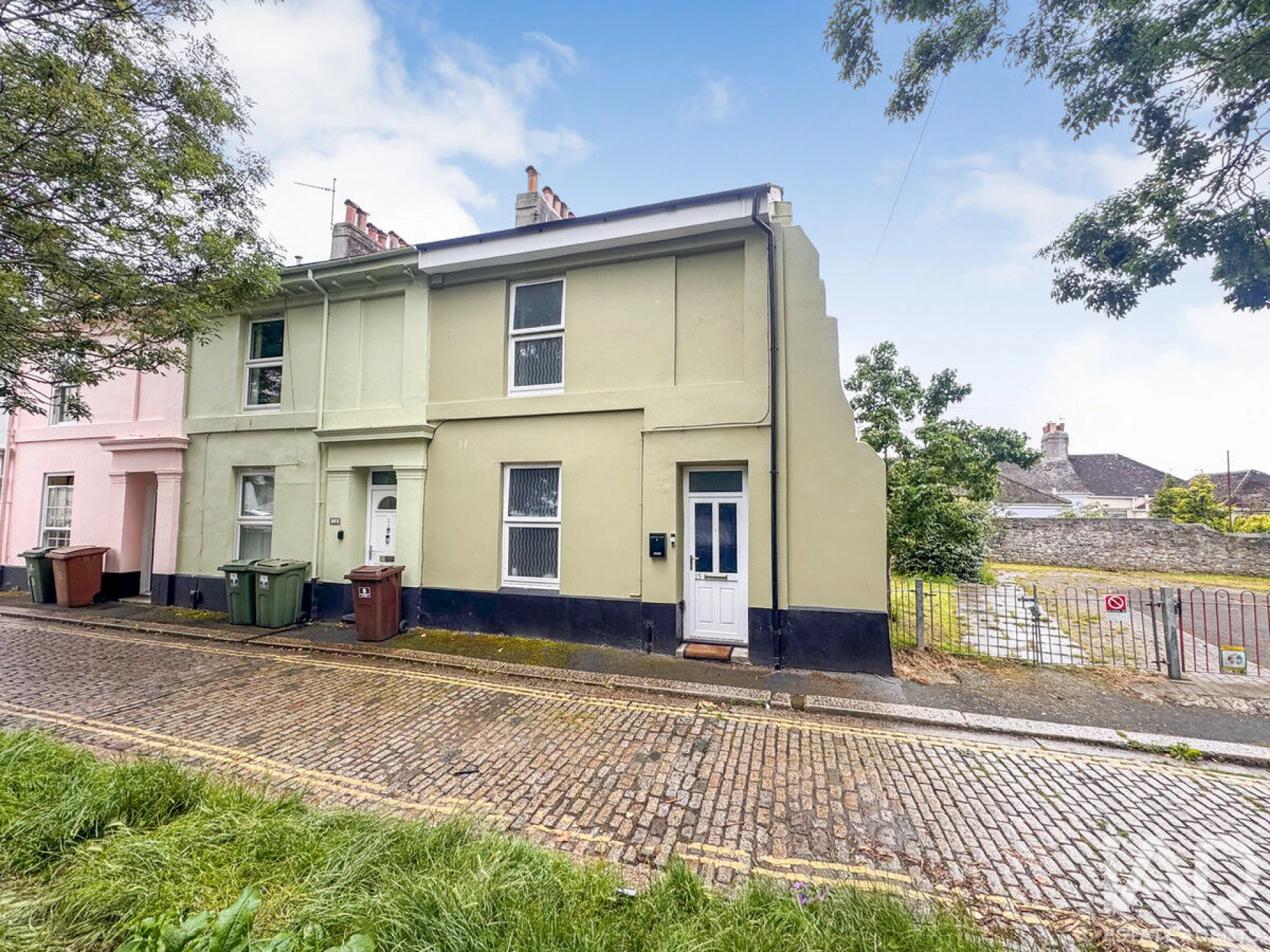 Property enquiry form background image