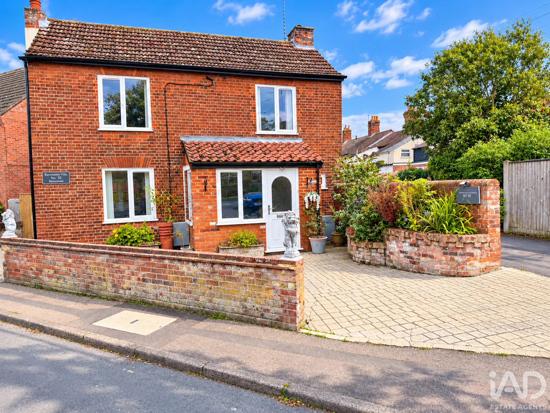 Property enquiry form background image