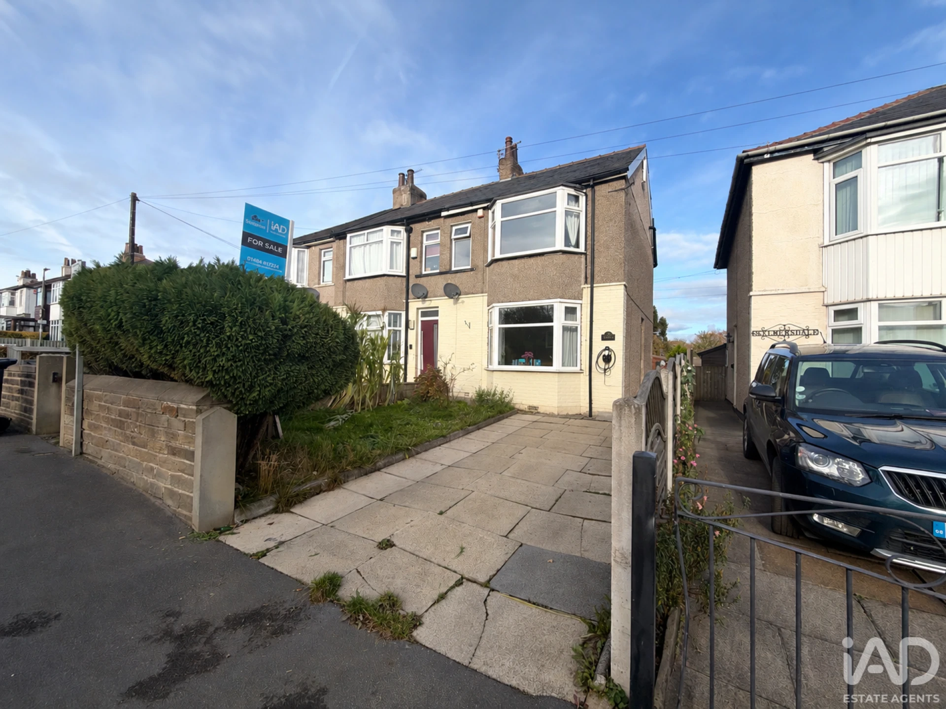 Property enquiry form background image