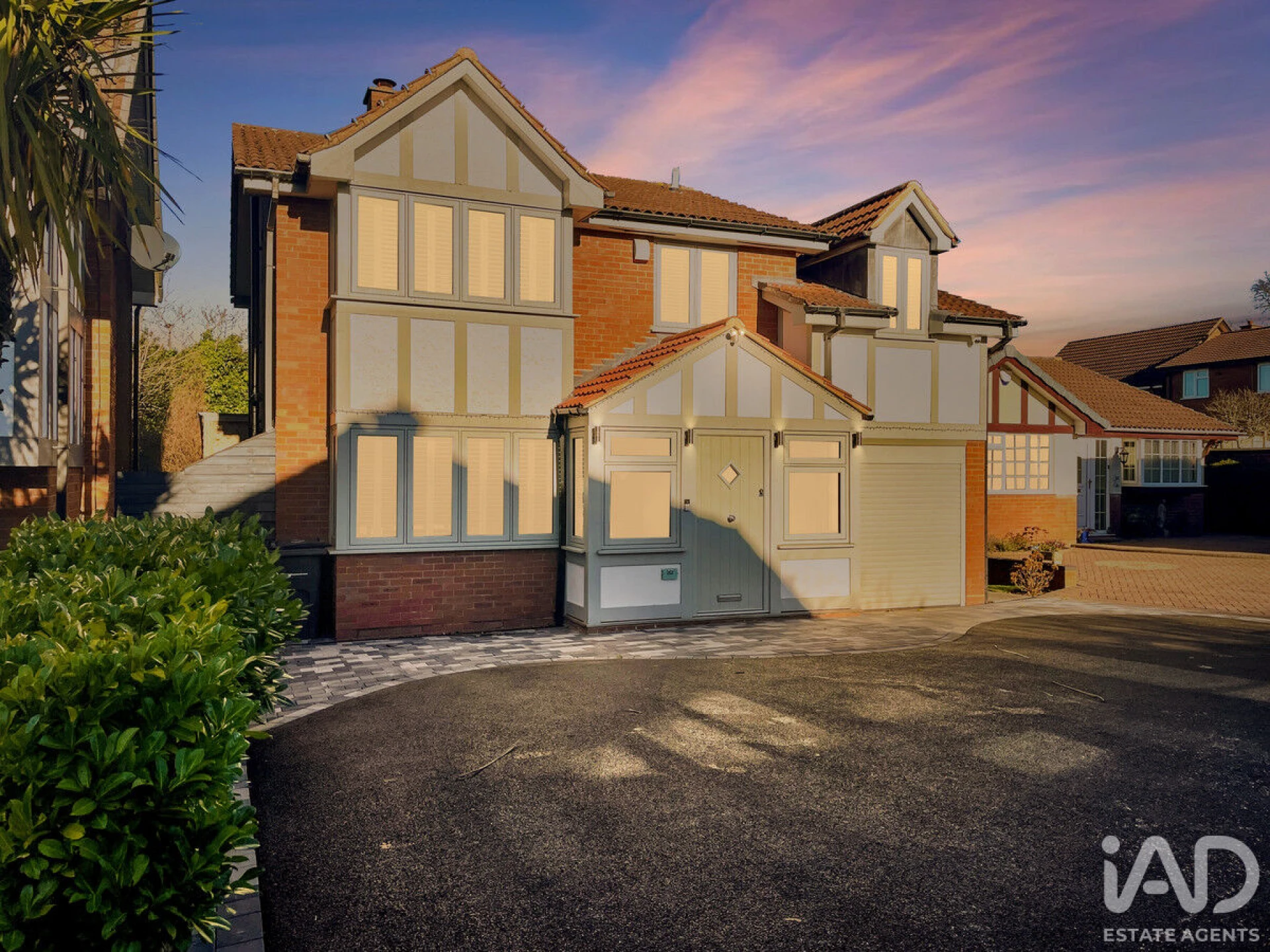 Property enquiry form background image