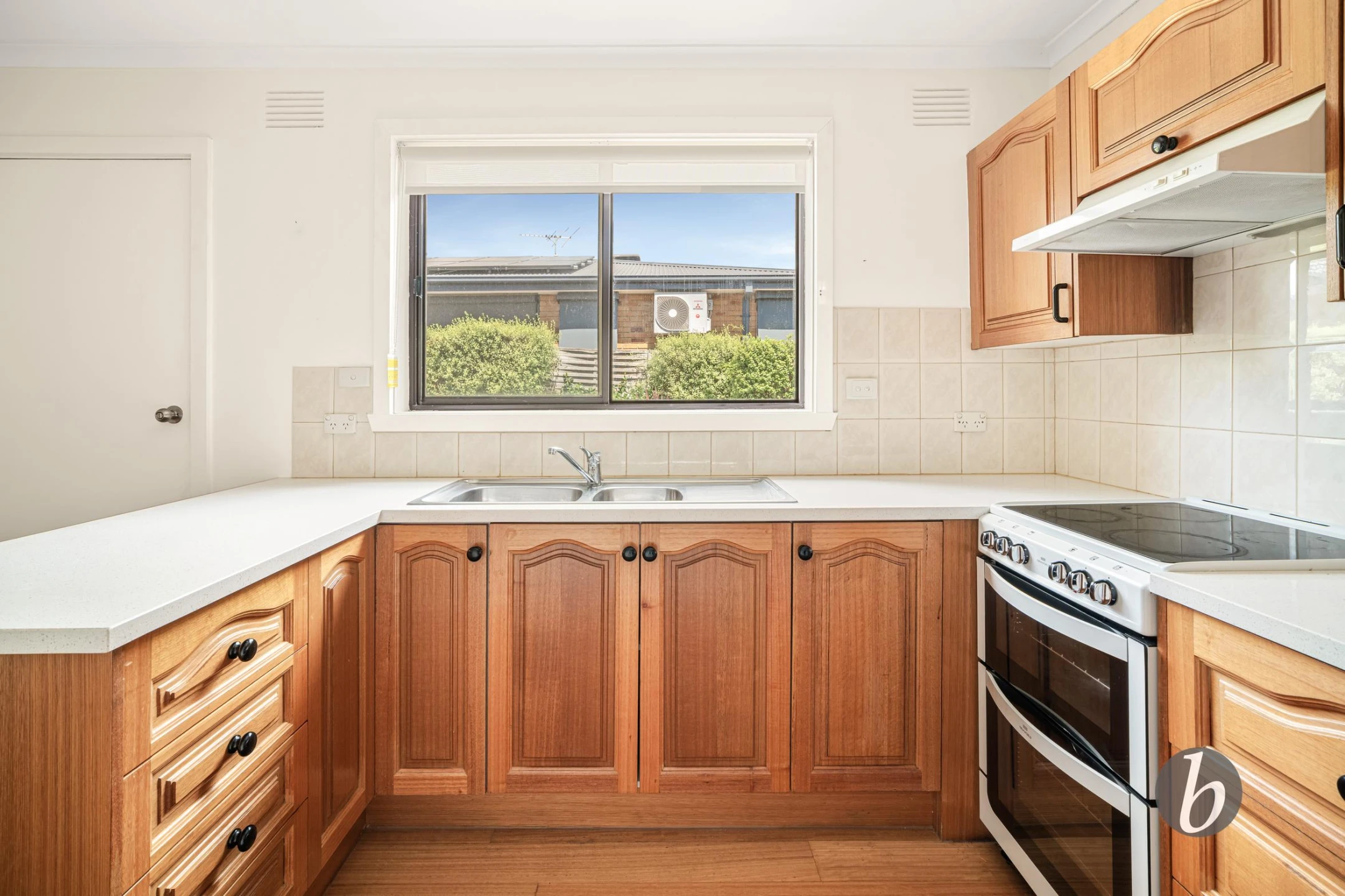1 / 28 Lucerne Avenue, Mornington VIC 3931, Mornington - Thumbnail 5