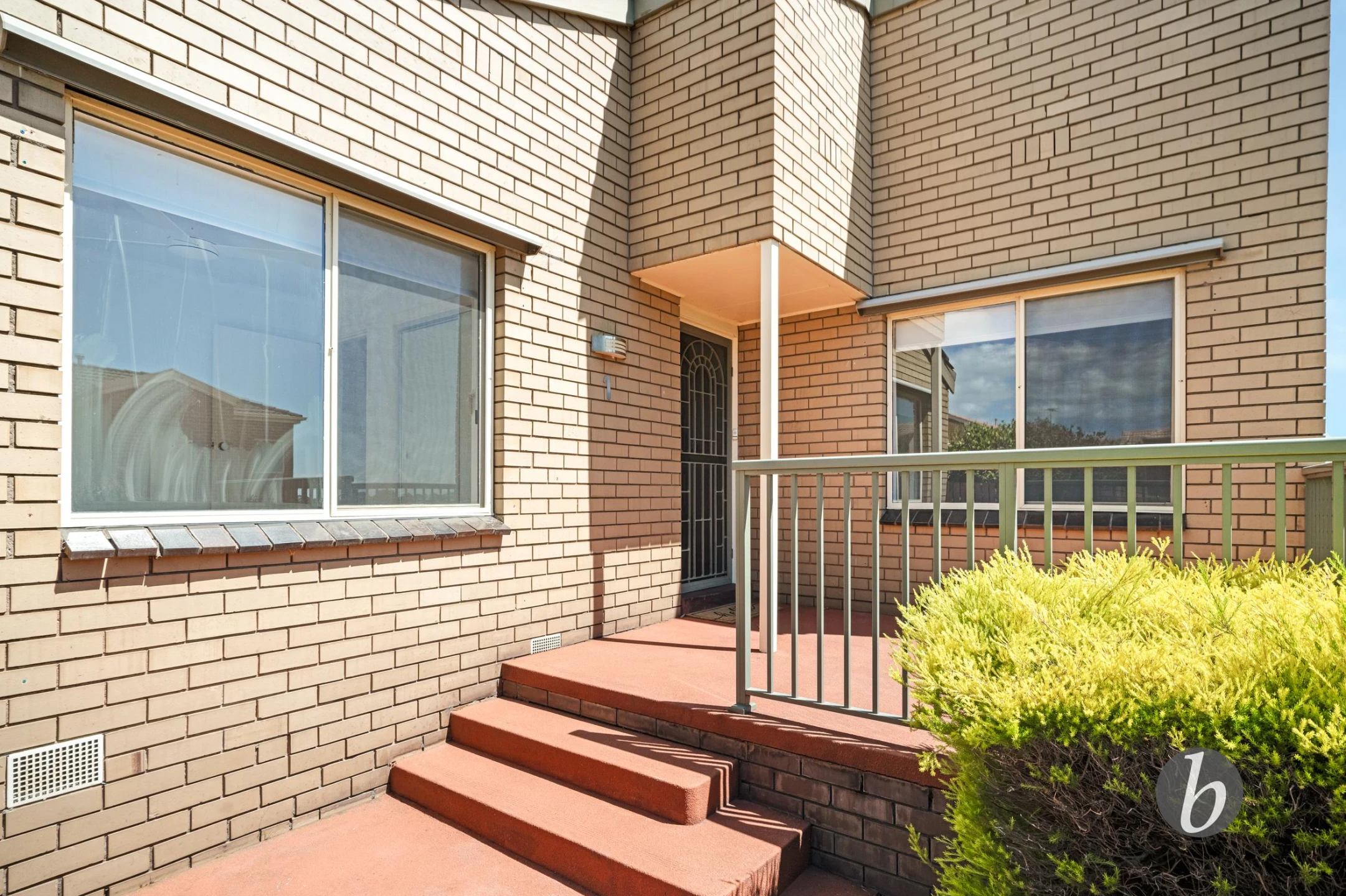 1 / 28 Lucerne Avenue, Mornington VIC 3931, Mornington - Thumbnail 2
