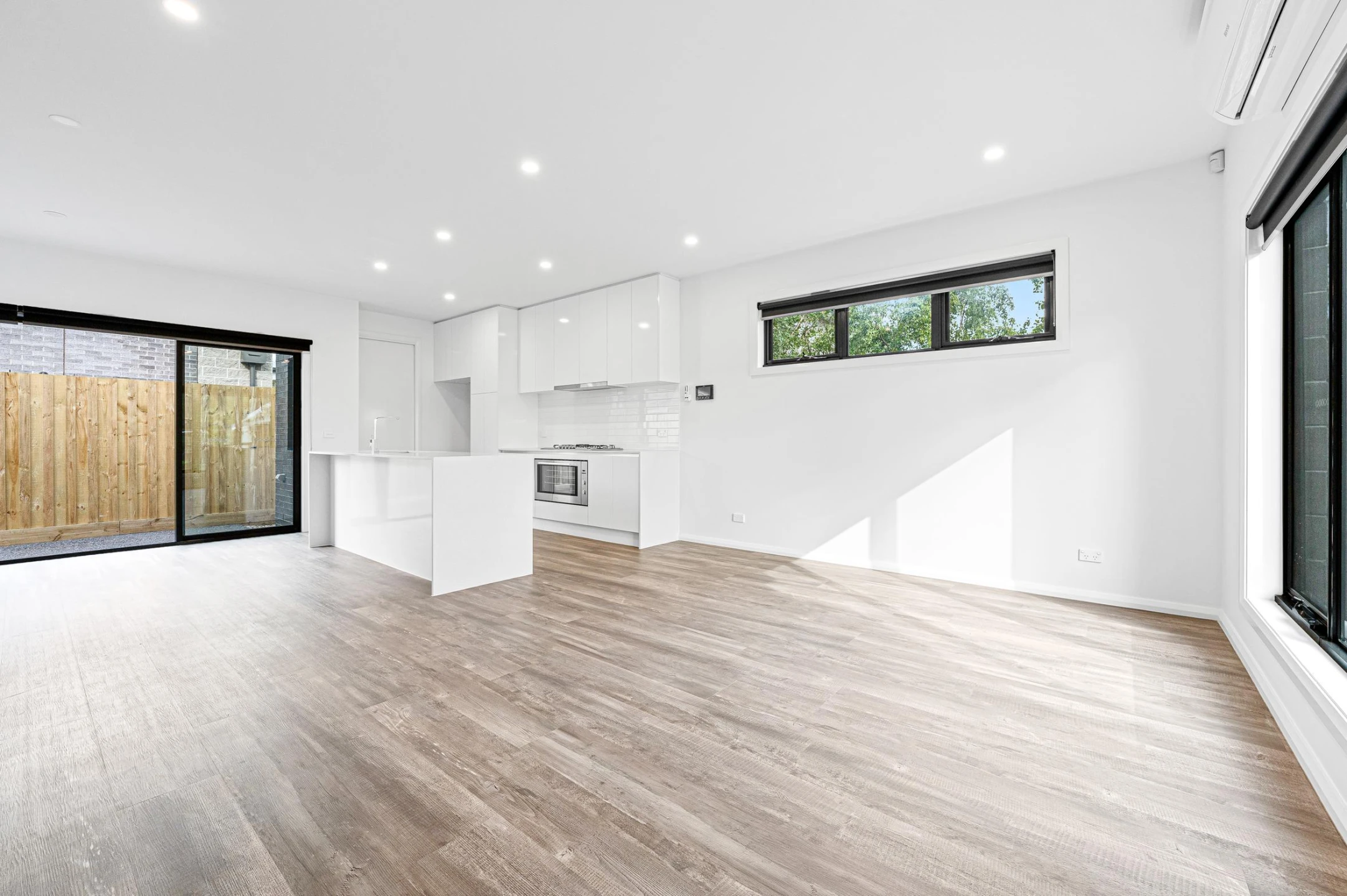 1 / 29 Seacombe Street, Dromana VIC 3936, Dromana - Thumbnail 4