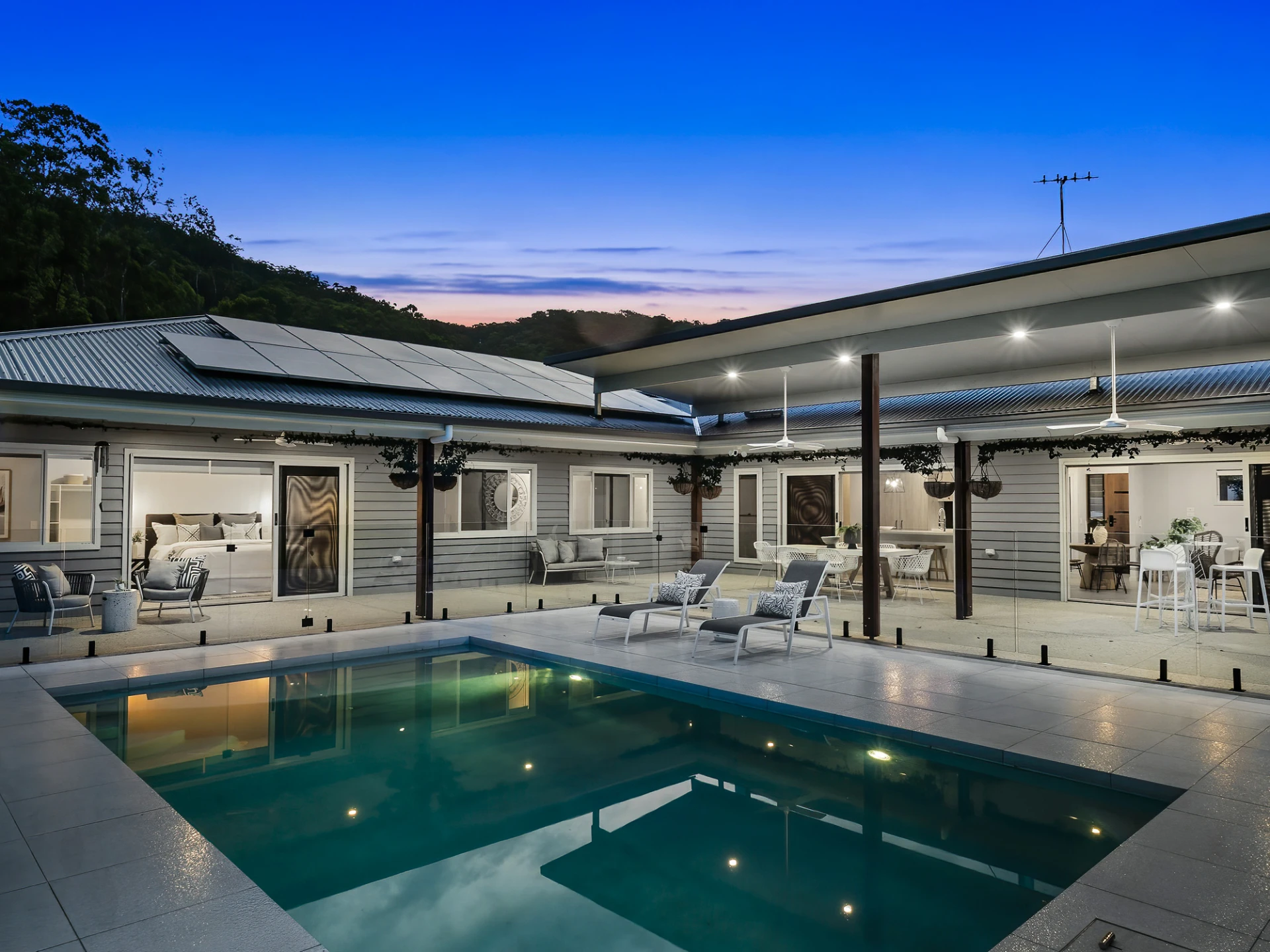 Property enquiry form background image