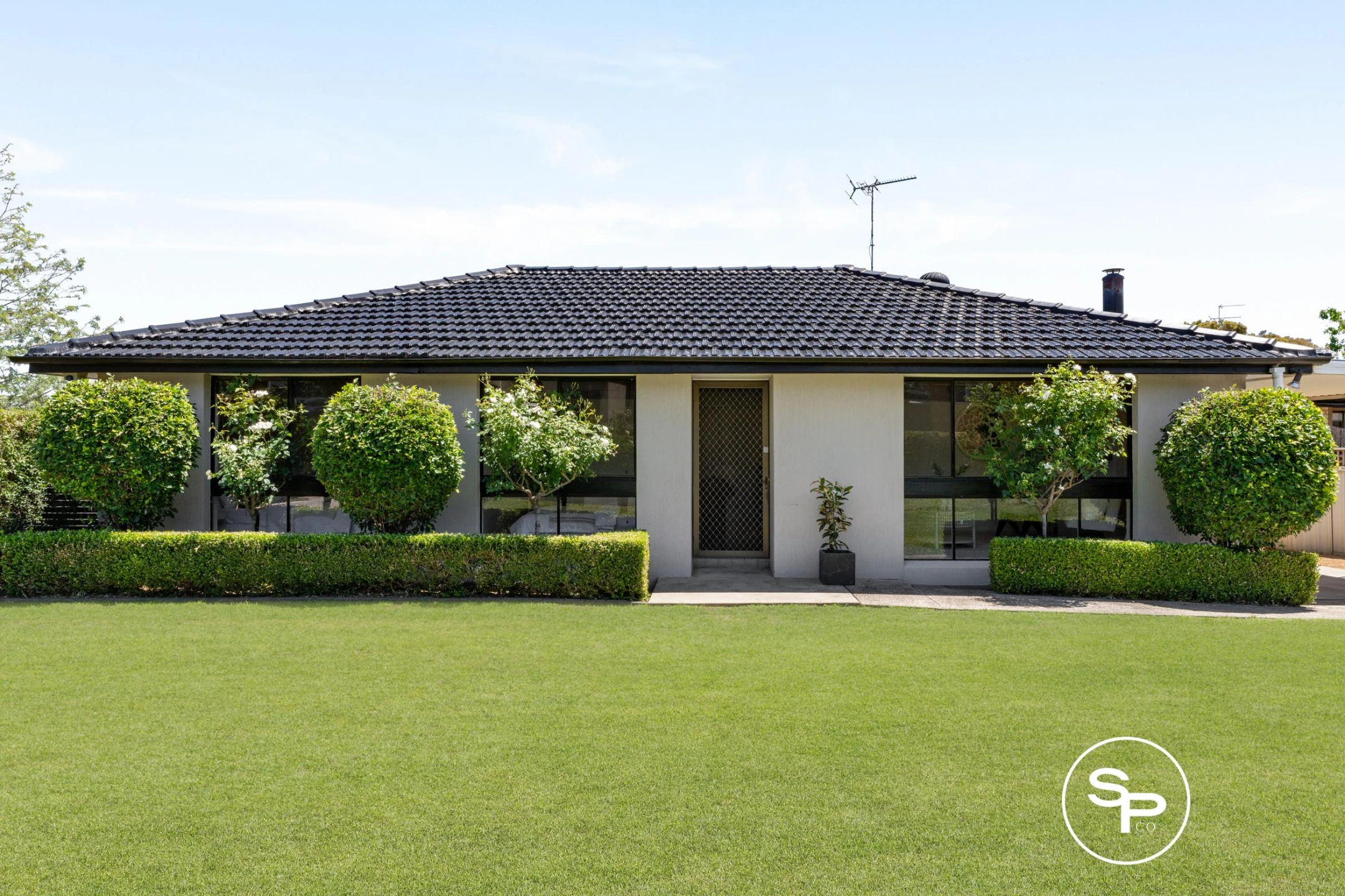 Property enquiry form background image