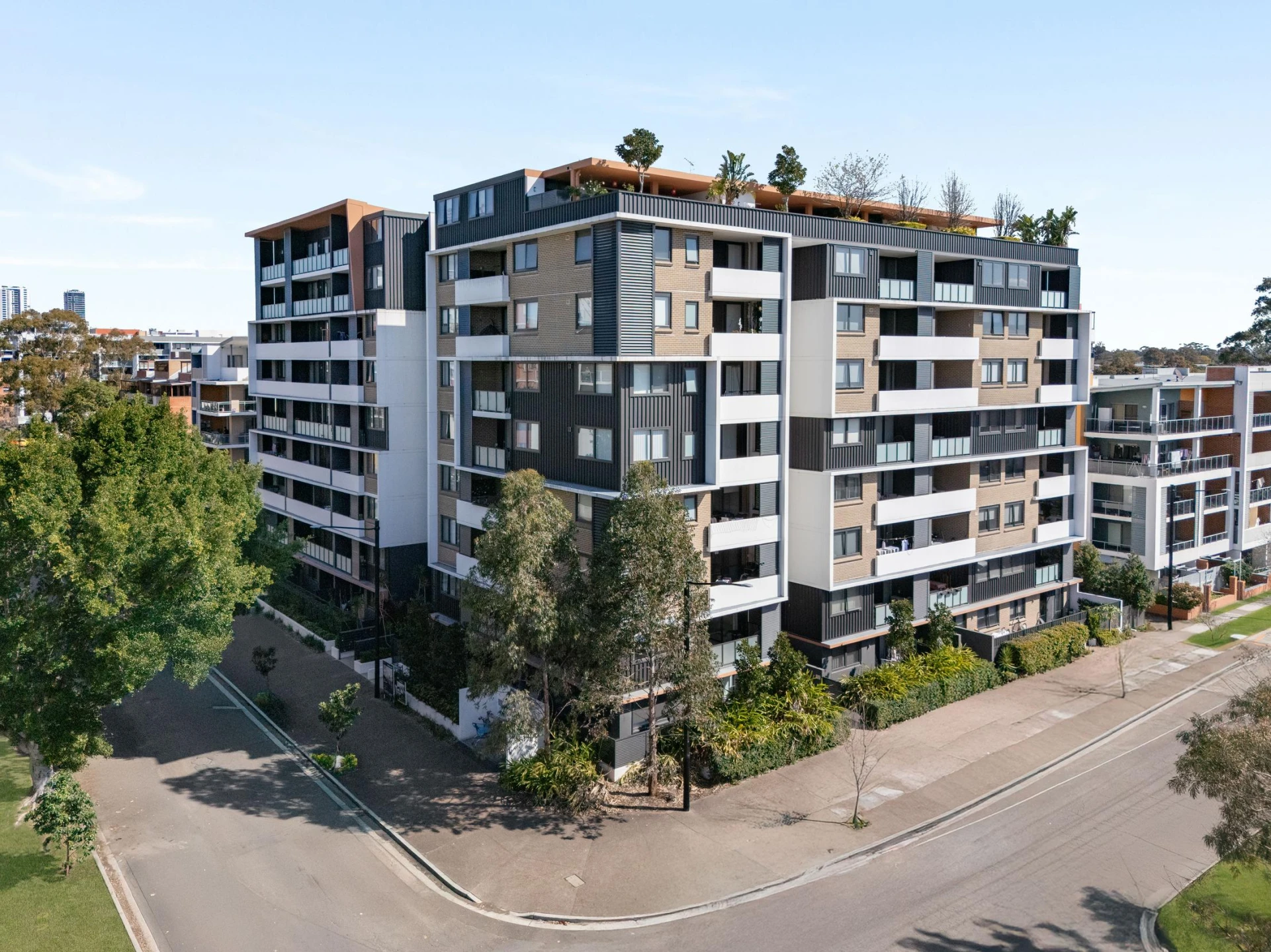 Property enquiry form background image