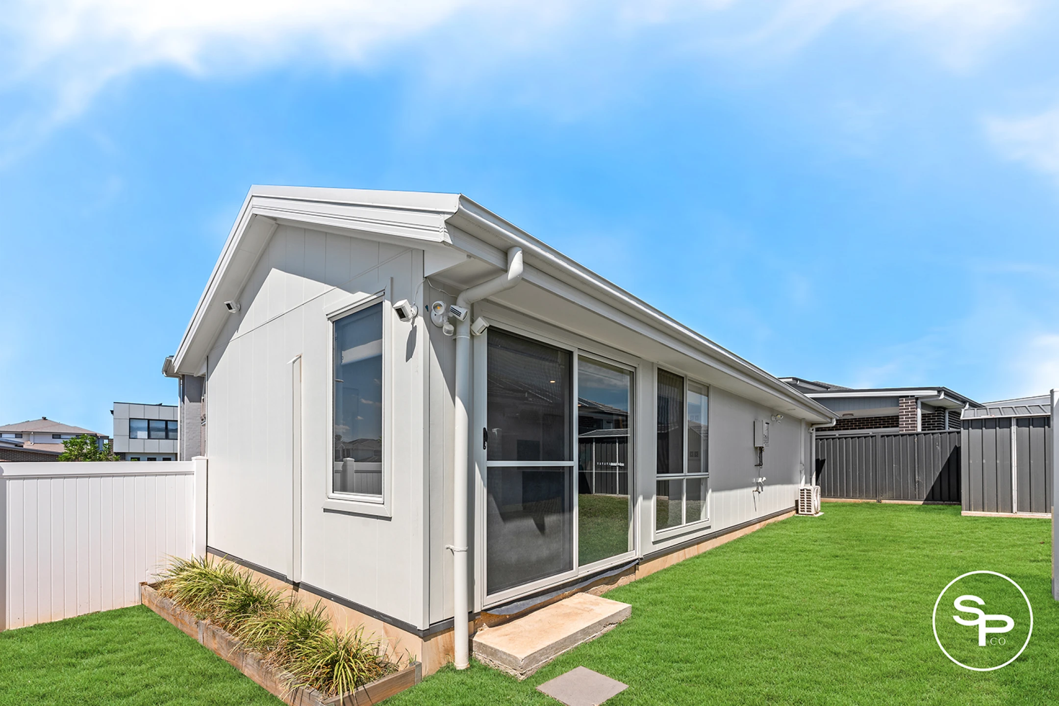 Property enquiry form background image