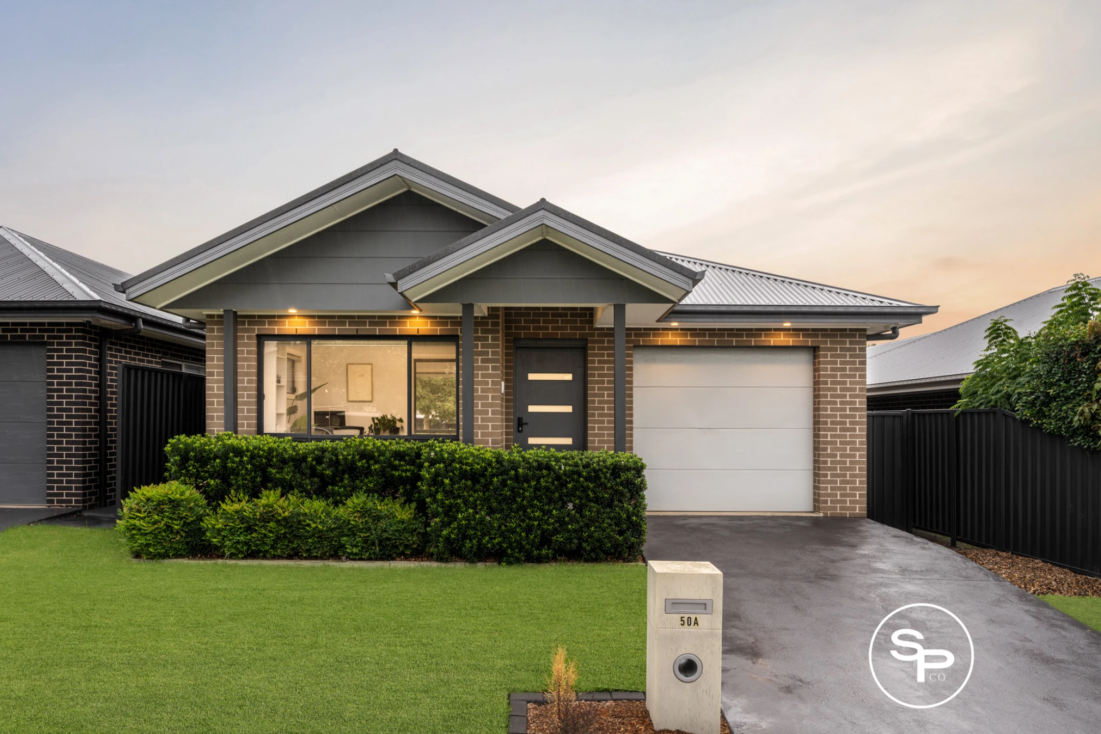 Property enquiry form background image