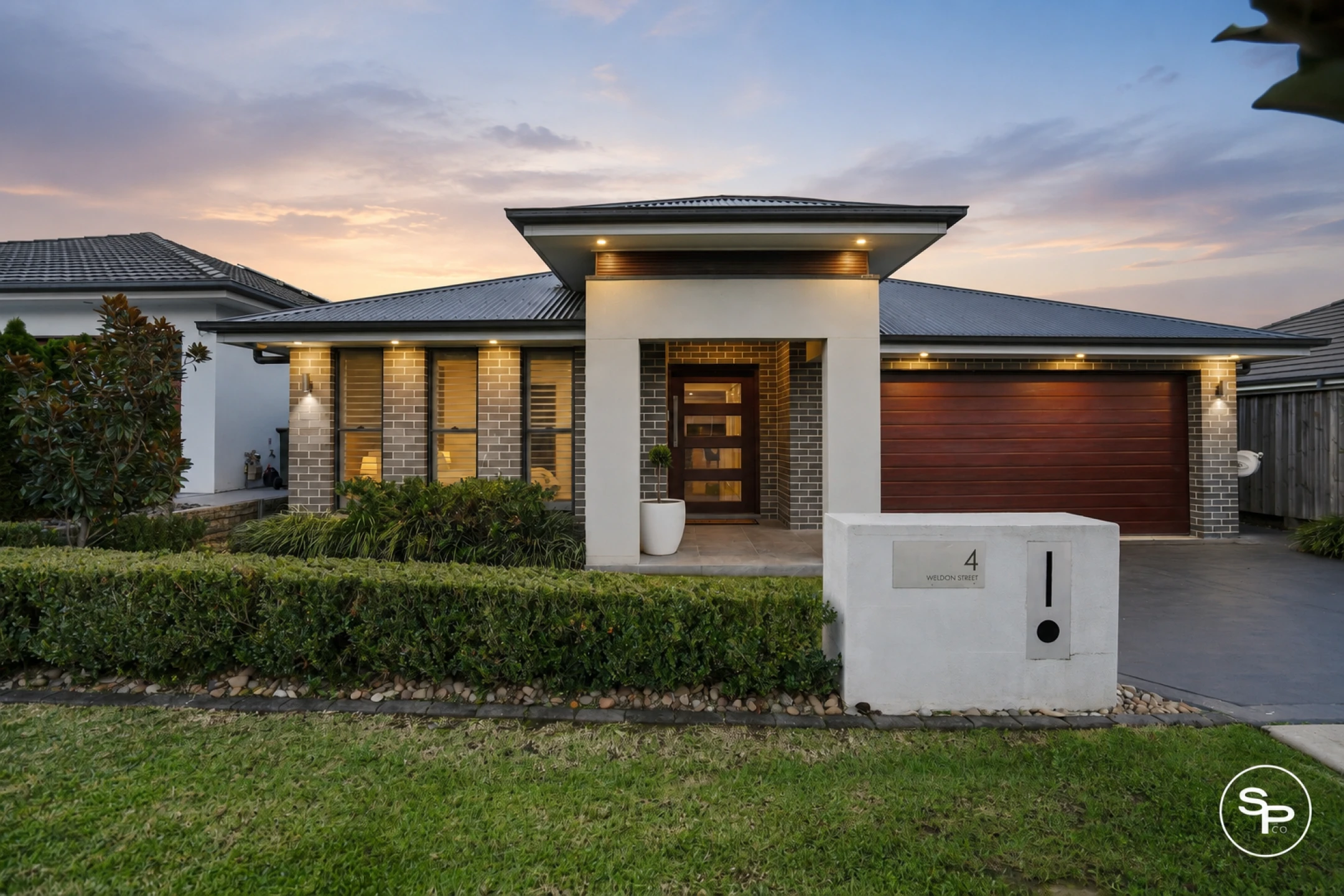 Property enquiry form background image