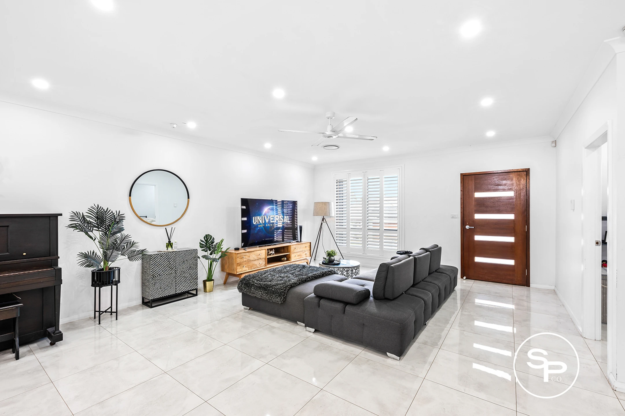 Property enquiry form background image
