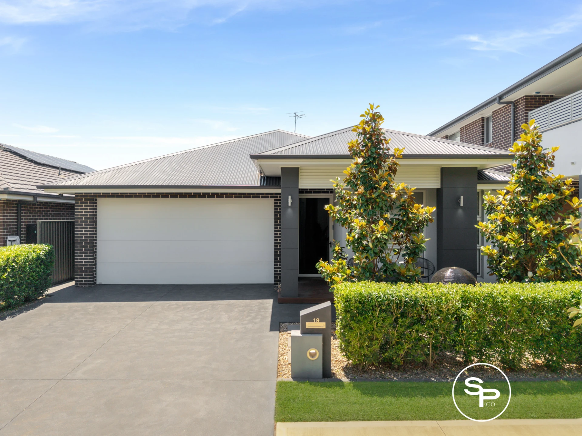 Property enquiry form background image