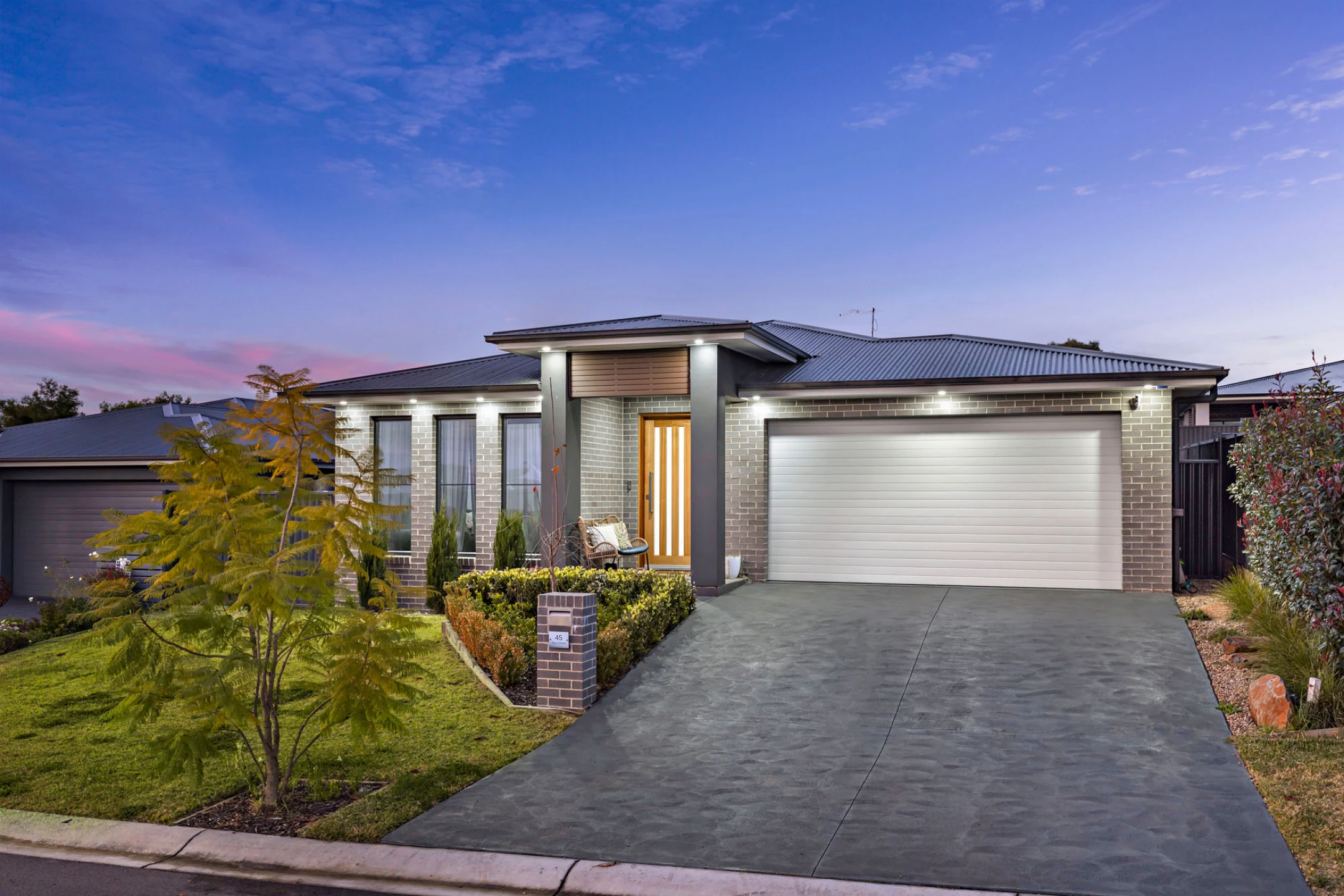 Property enquiry form background image