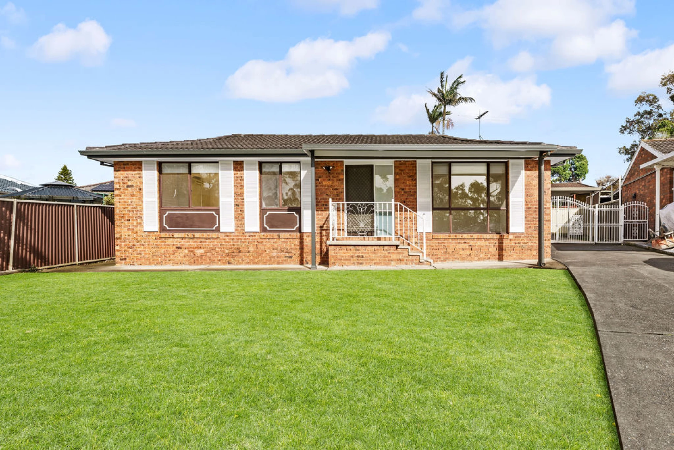 Property enquiry form background image