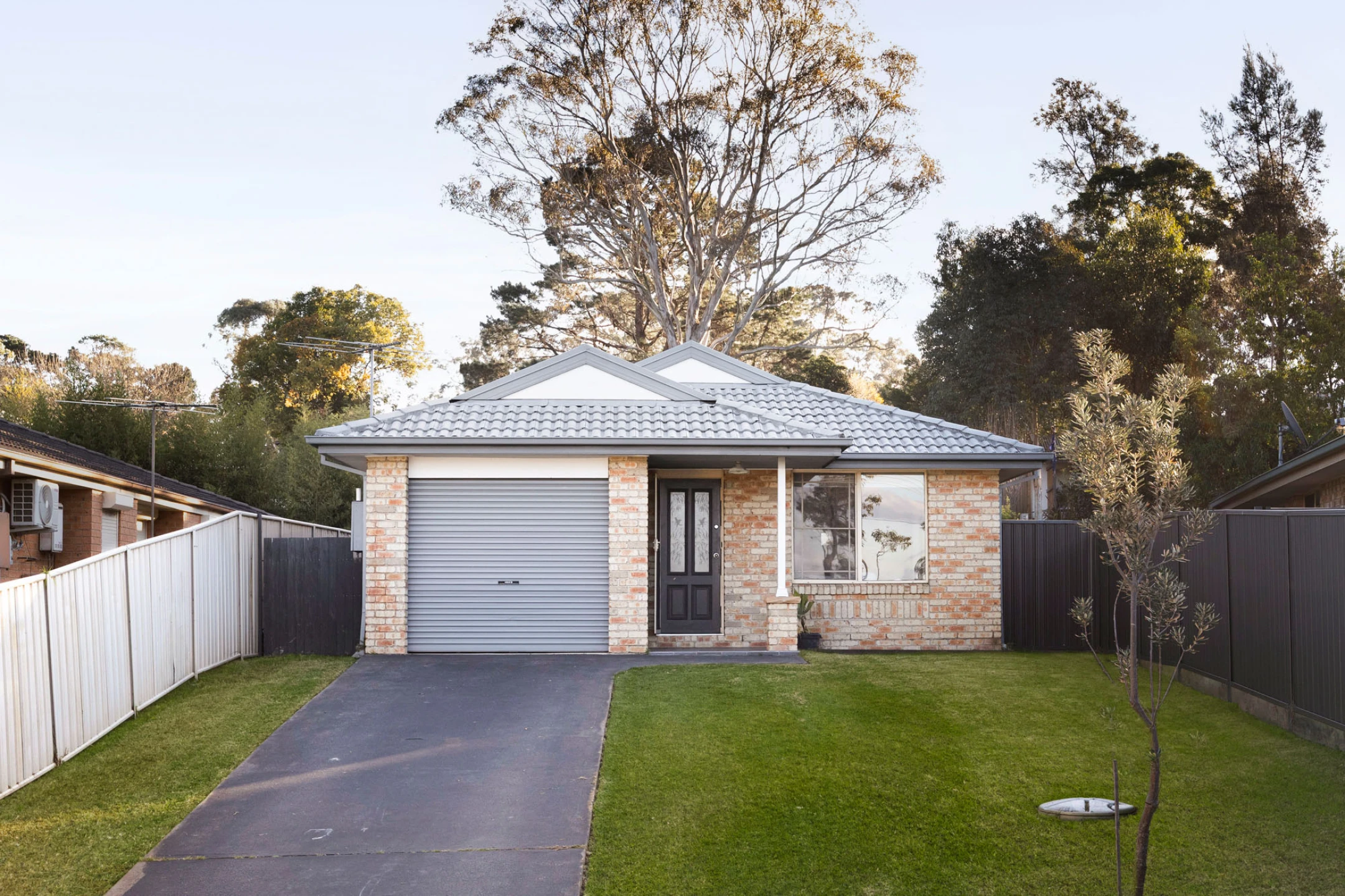 Property enquiry form background image