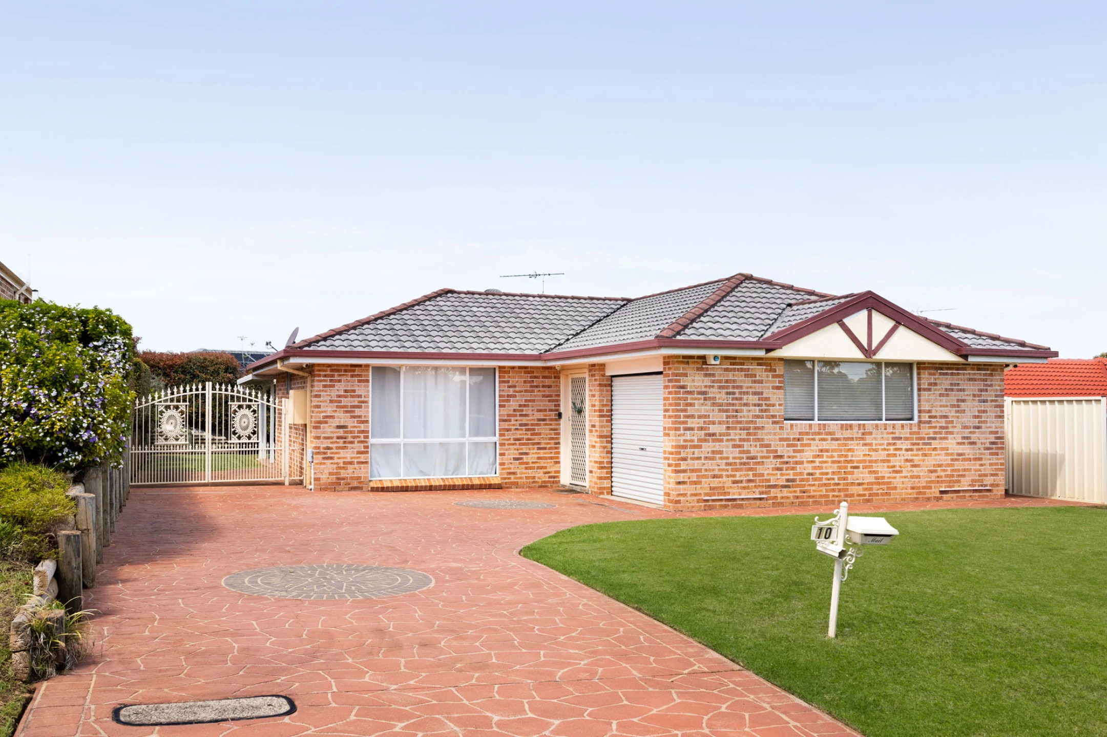 Property enquiry form background image