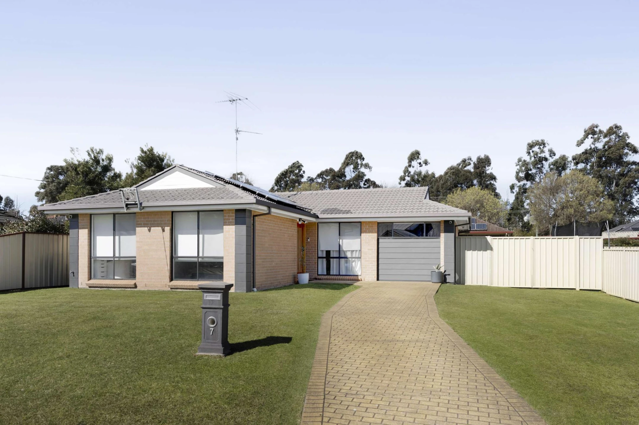 Property enquiry form background image