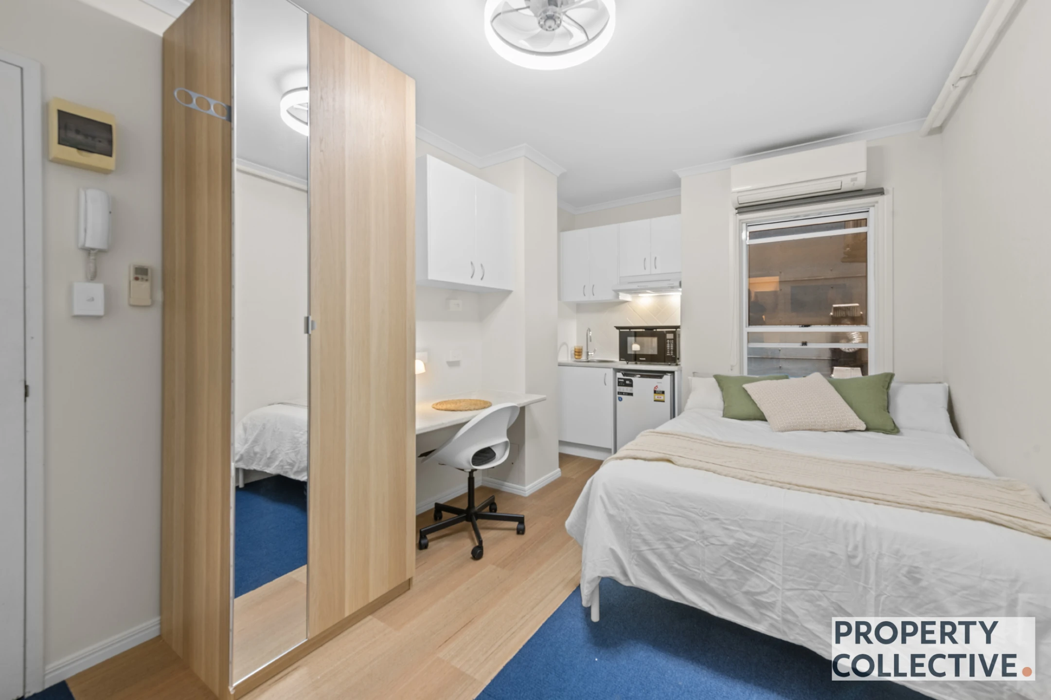 Property enquiry form background image