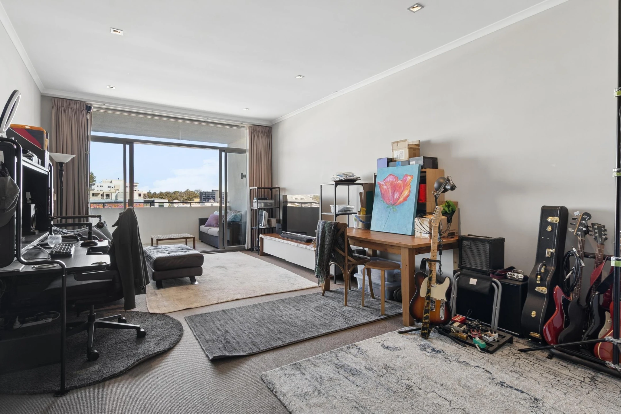 Property enquiry form background image