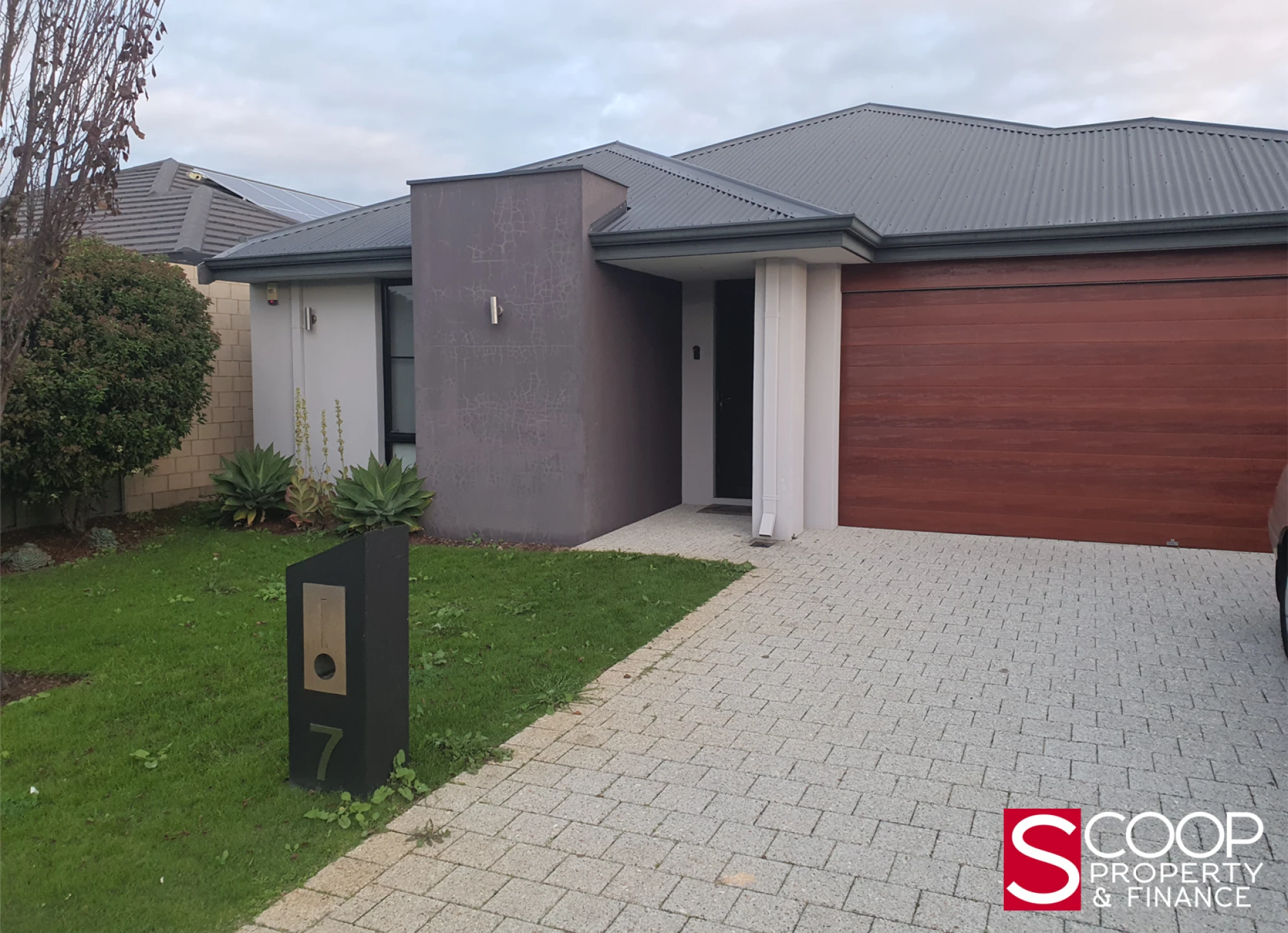 Property enquiry form background image