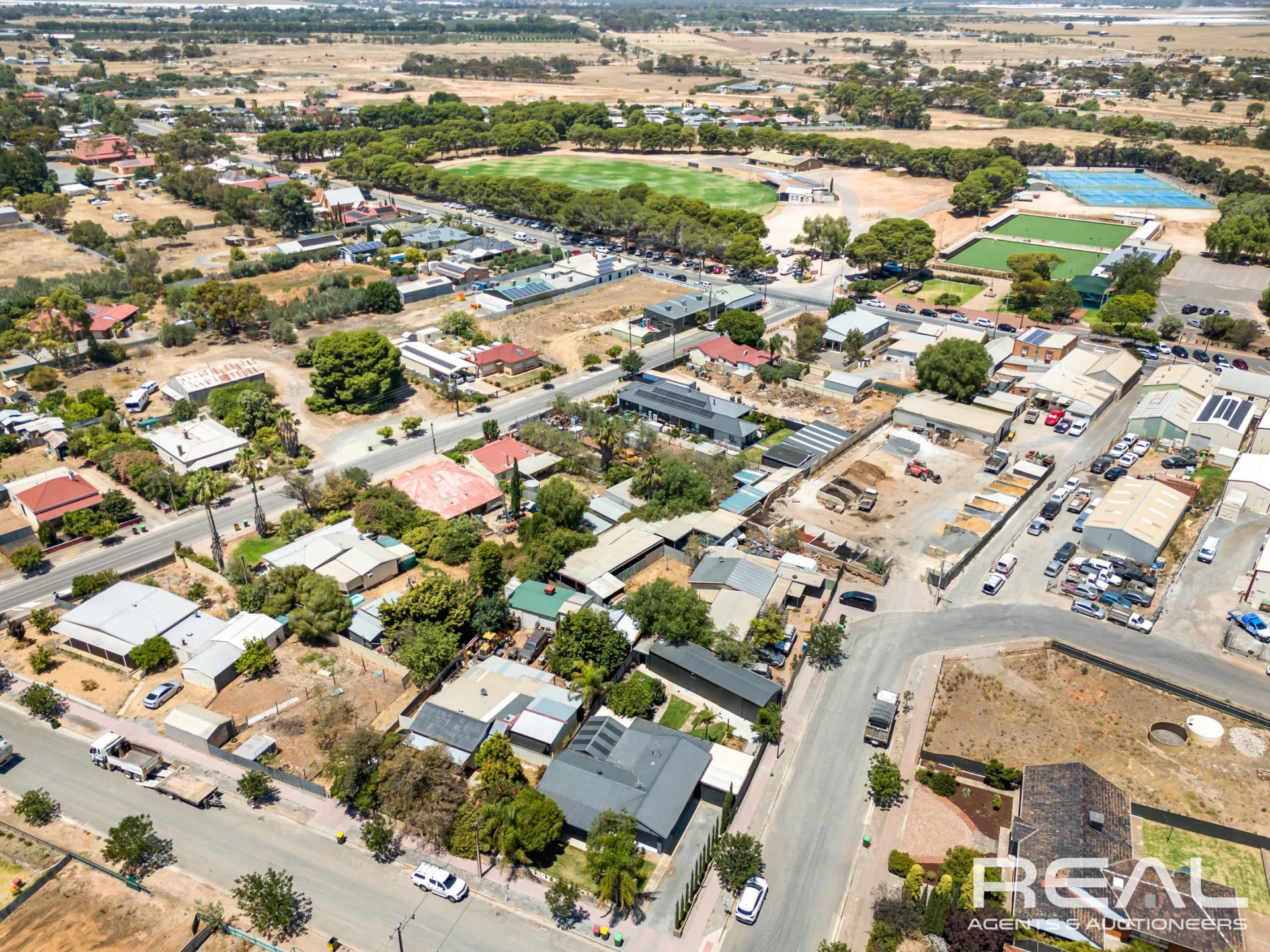 5 Rowe Crescent, TWO WELLS SA 5501, Two Wells - Thumbnail 4