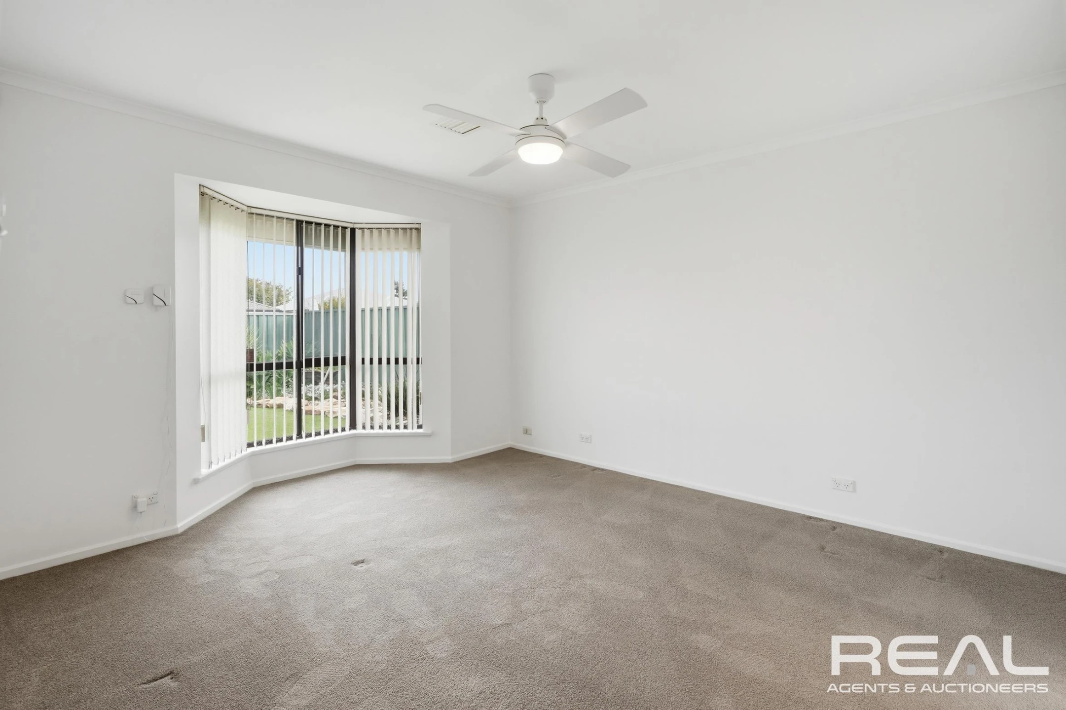 165 Shepherdson Road, Parafield Gardens SA 5107, Parafield Gardens - Thumbnail 5
