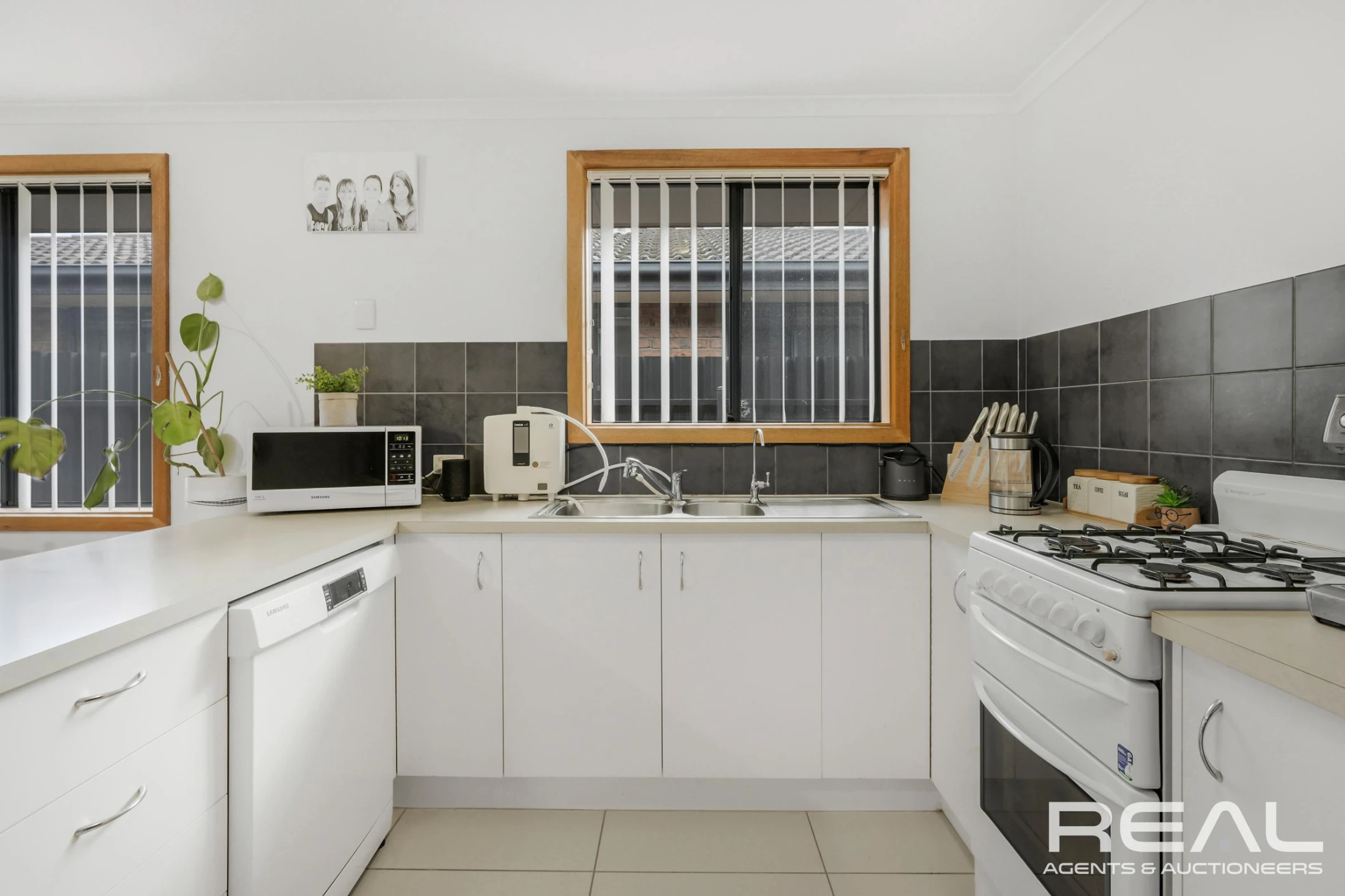 23 Caroline Drive, Paralowie SA 5108, Paralowie - Thumbnail 5