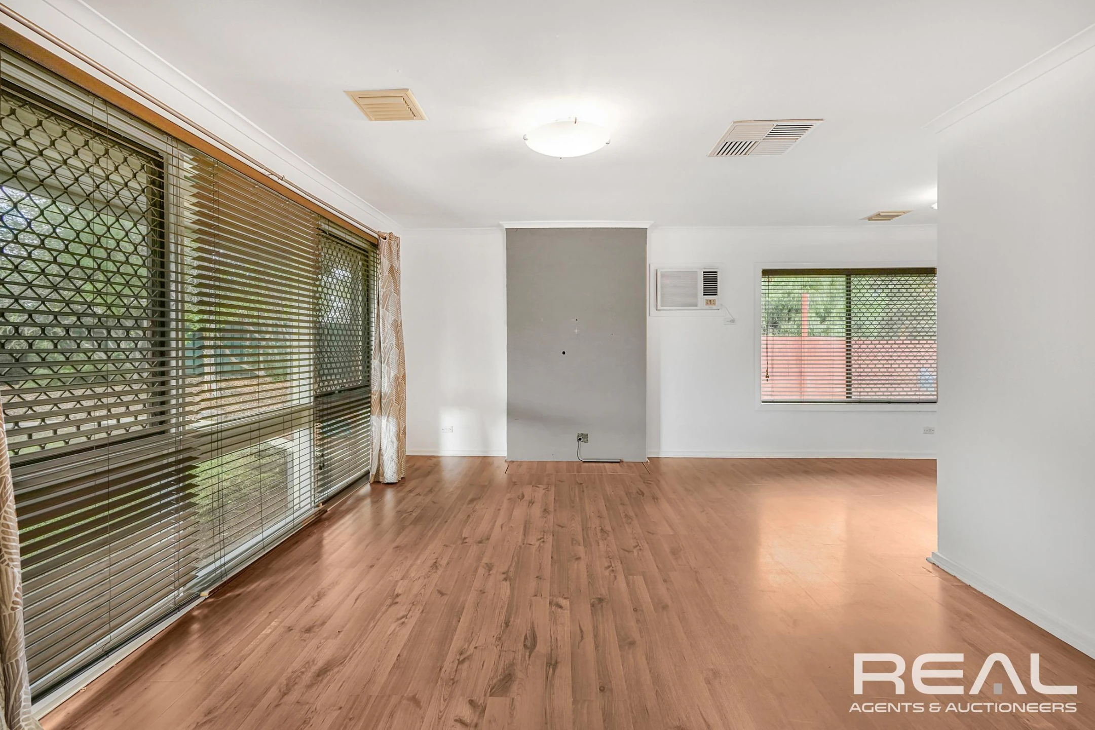 1 Hinkler Crescent, Modbury Heights SA 5092, Modbury Heights - Thumbnail 6