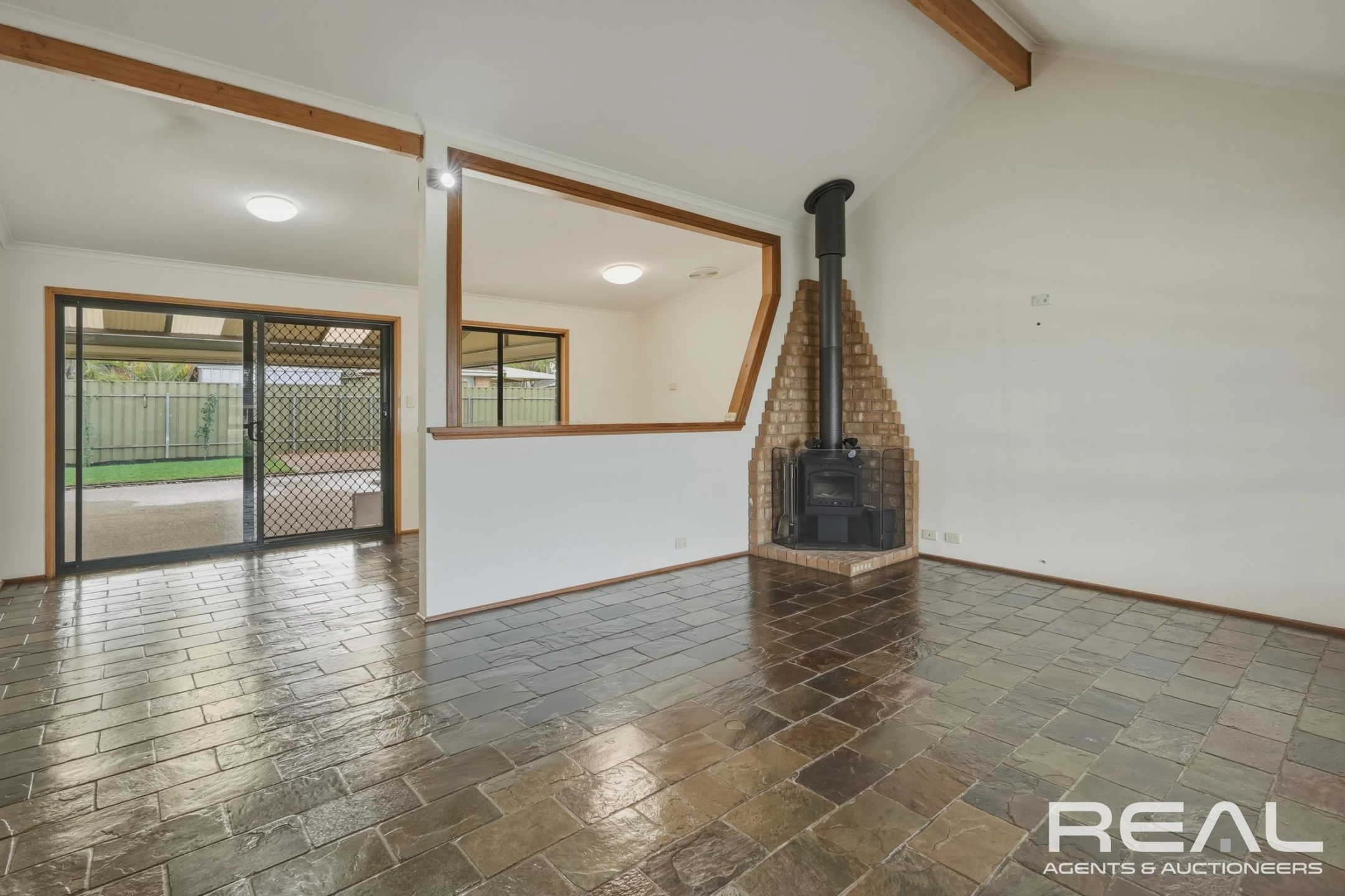 5 Everard Avenue, Andrews Farm SA 5114, Andrews Farm - Thumbnail 4
