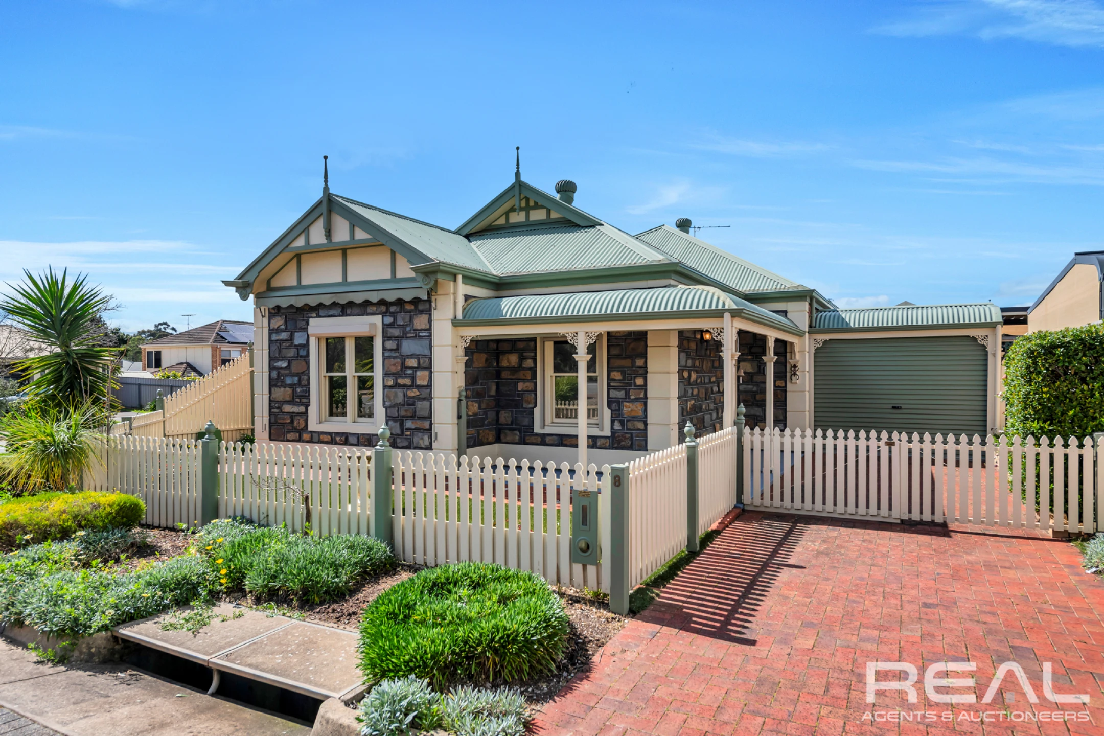 Listing image