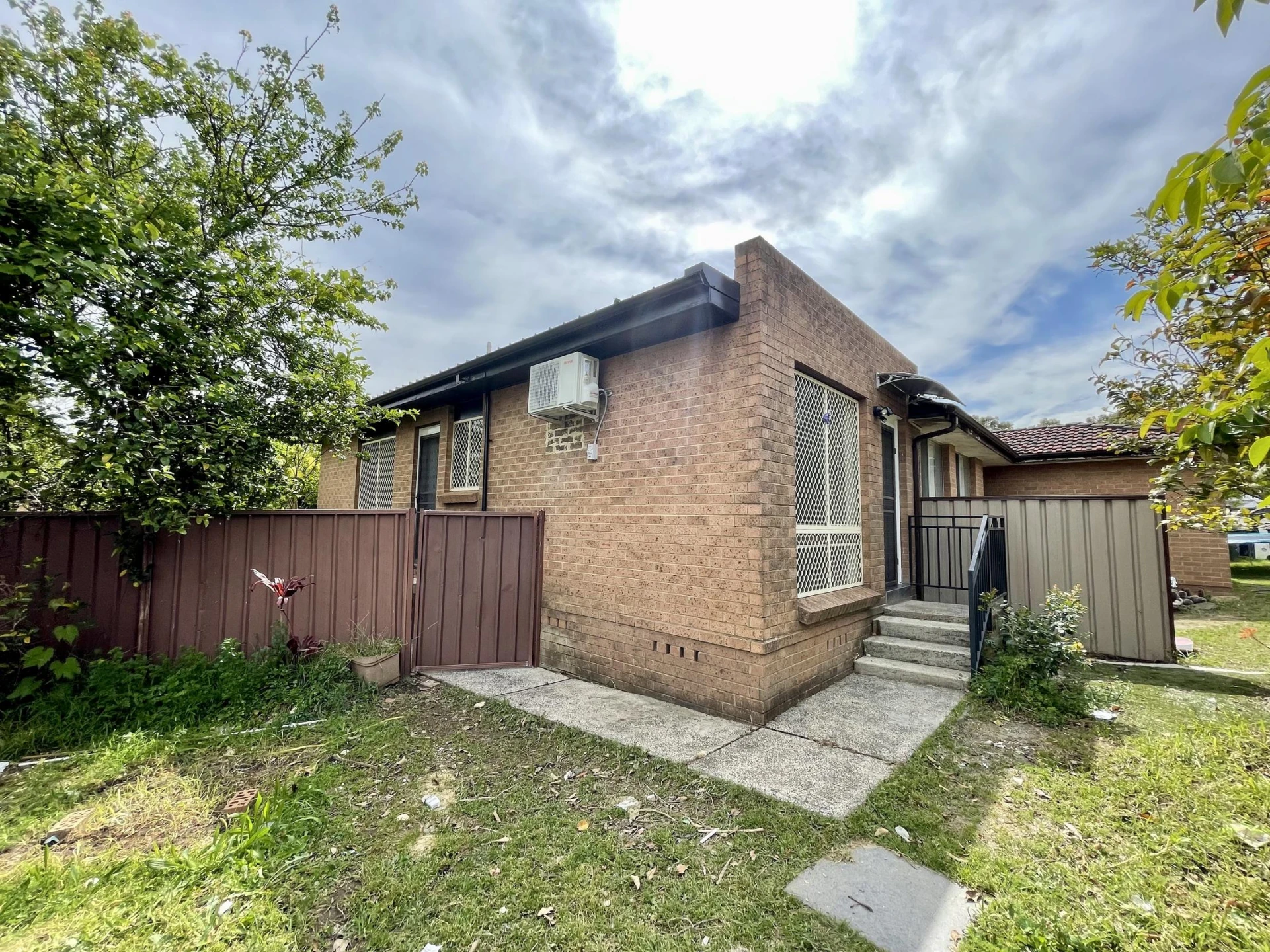 Property enquiry form background image